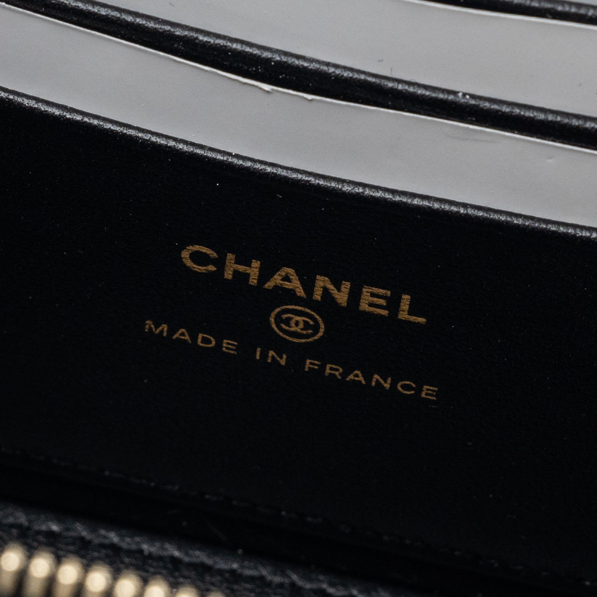 CHANEL TOP HANDLE LONG VANITY WITH CHAIN LAMBSKIN BLACK LGHW(MICROCHIP)