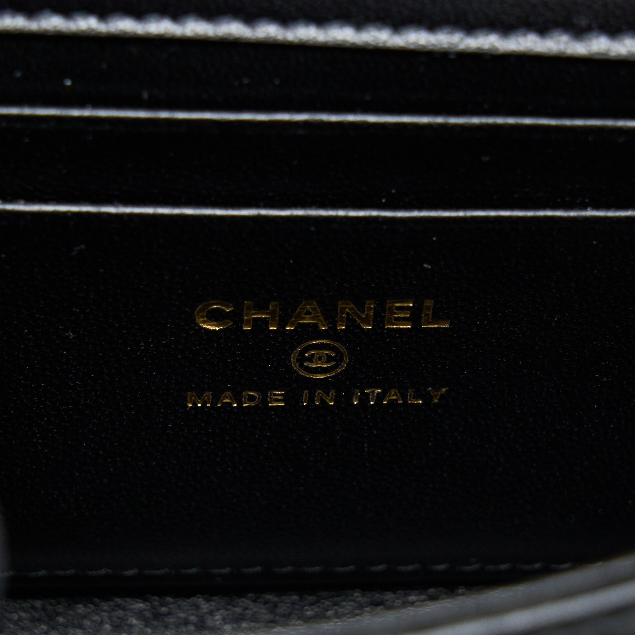 CHANEL 22B FLAP BAG WITH ENAMEL/CC LOGO TOP HANDLE LAMBSKIN BLACK BRUSHED GHW
