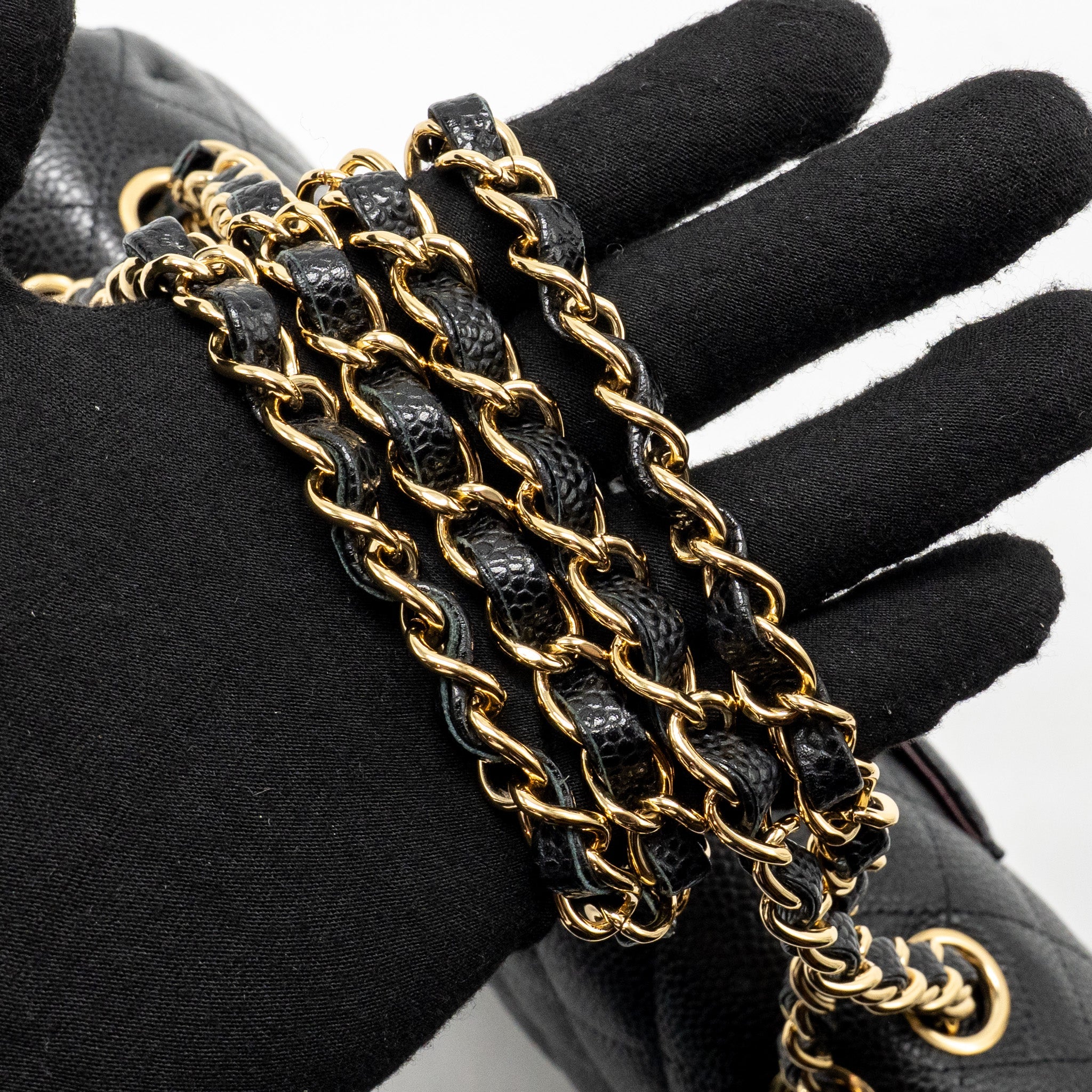 CHANEL MEDIUM CLASSIC DOUBLE FLAP BAG CAVIAR BLACK GHW