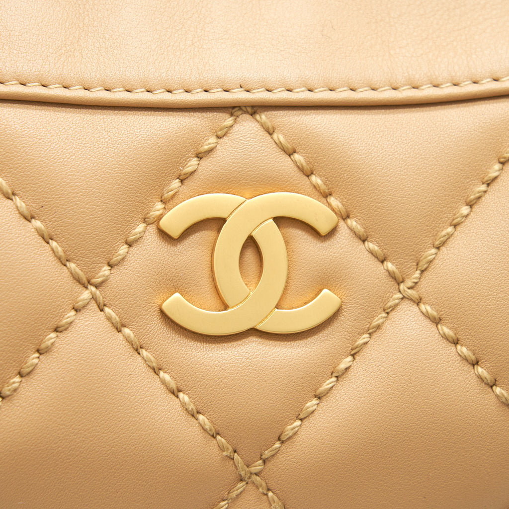 CHANEL VINTAGE QUILTED BEIGE SHOULDER BAG