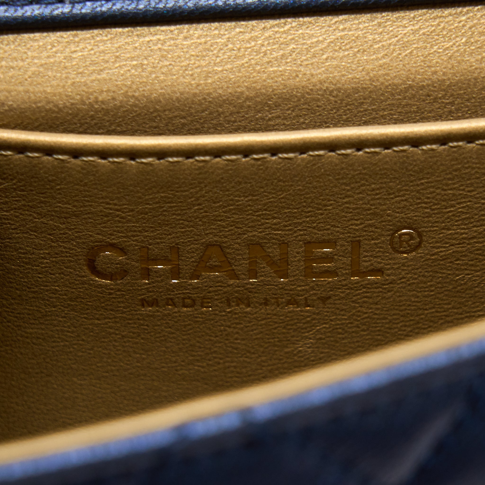 CHANEL VERTICAL PEARL FLAP BAG LAMBSKIN DARK BLUE GHW