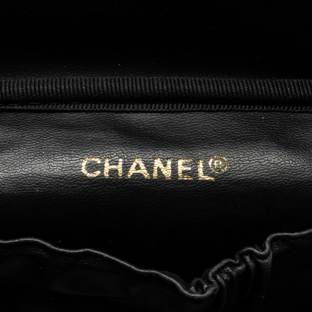 CHANEL VINTAGE VANITY CASE CAVIAR BLACK GHW