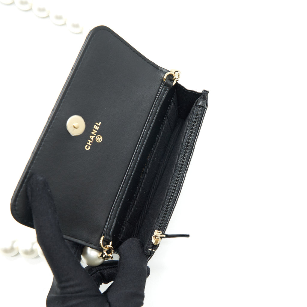 CHANEL GIANT PEARL CLUTCH WITH CHAIN CALFSKIN BLACK LGHW