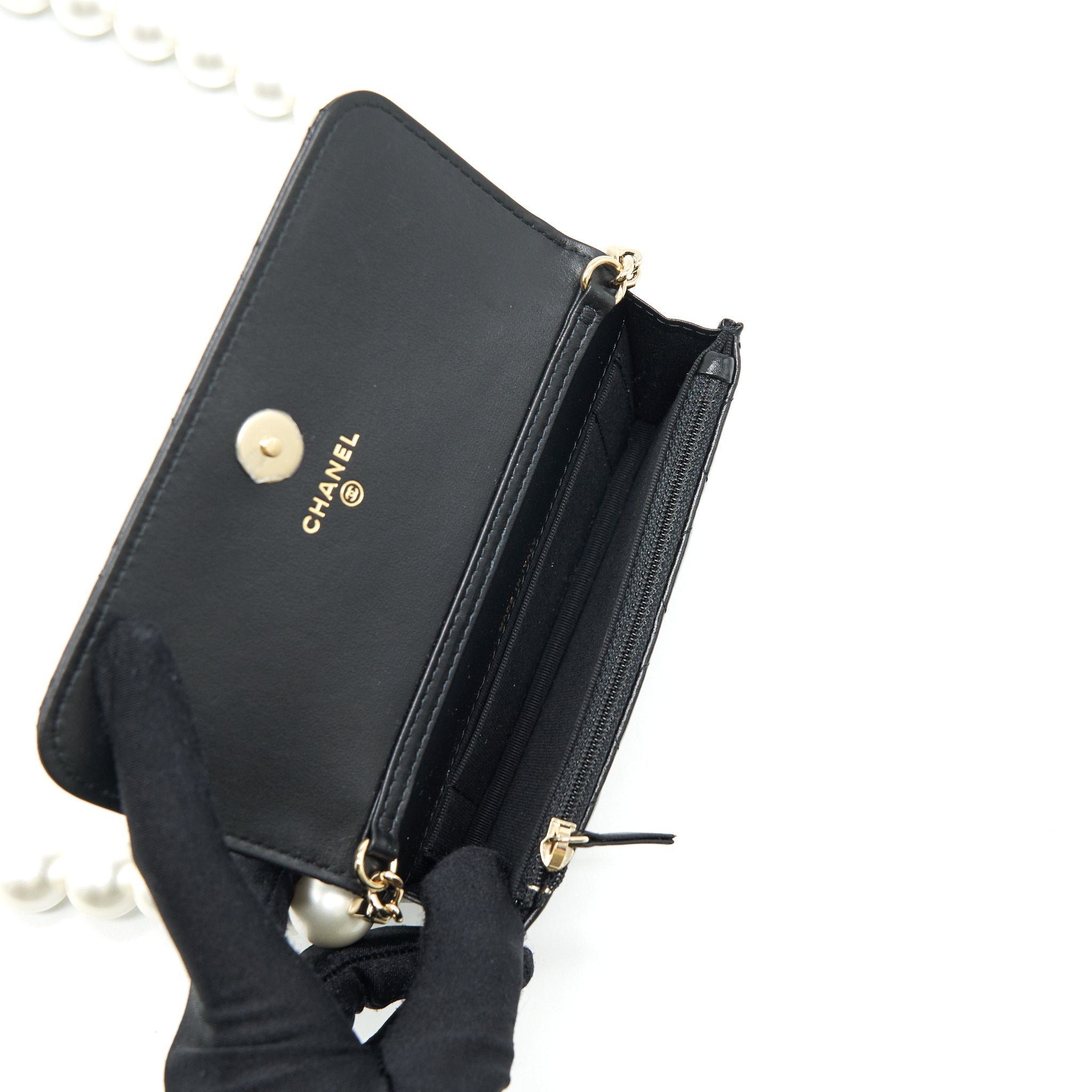 CHANEL GIANT PEARL CLUTCH WITH CHAIN CALFSKIN BLACK LGHW