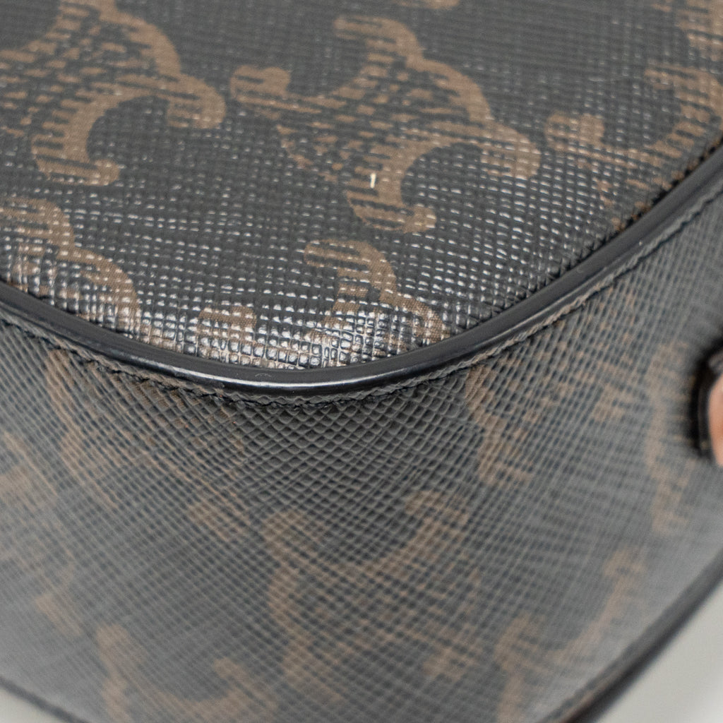 CELINE CLUTCH ON STRAP TABOU TRIOMPHE CANVAS/CALFSKIN TAN GHW
