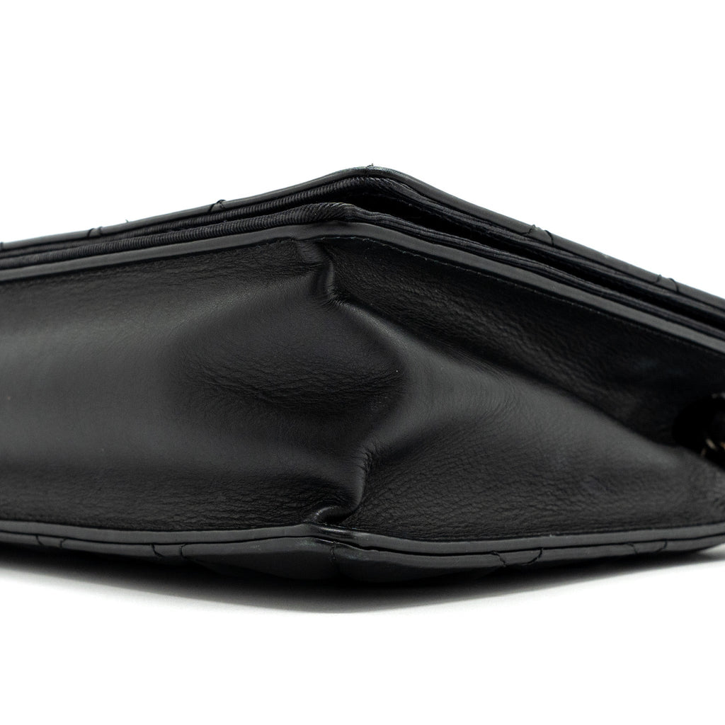 CHANEL QUILTED FLAP BAG CALFSKIN BLACK RUTHENIUM HARDWARE