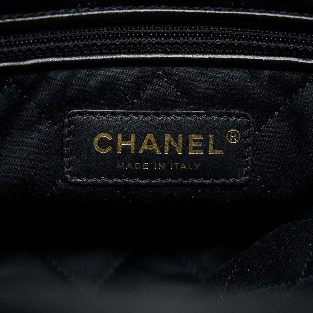 CHANEL SMALL 22 BAG GOLD LETTER SHINY CALFSKIN BLACK GHW (MICROCHIP)