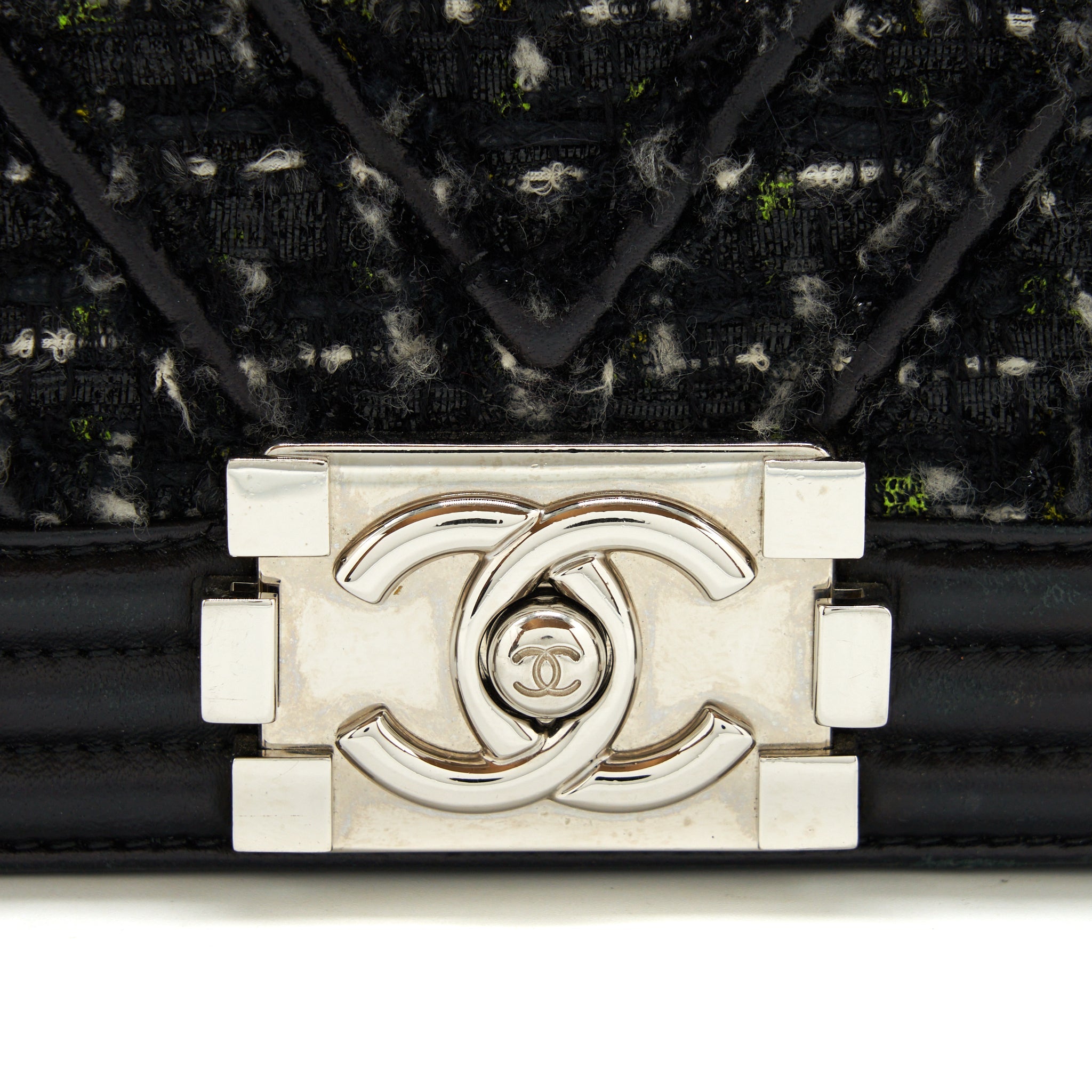 CHANEL BOY MEDIUM TWEED/LAMBSKIN BLACK SHW