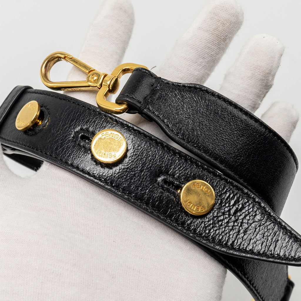 FENDI KAN U SHOULDER BAG LEATHER BLACK GHW