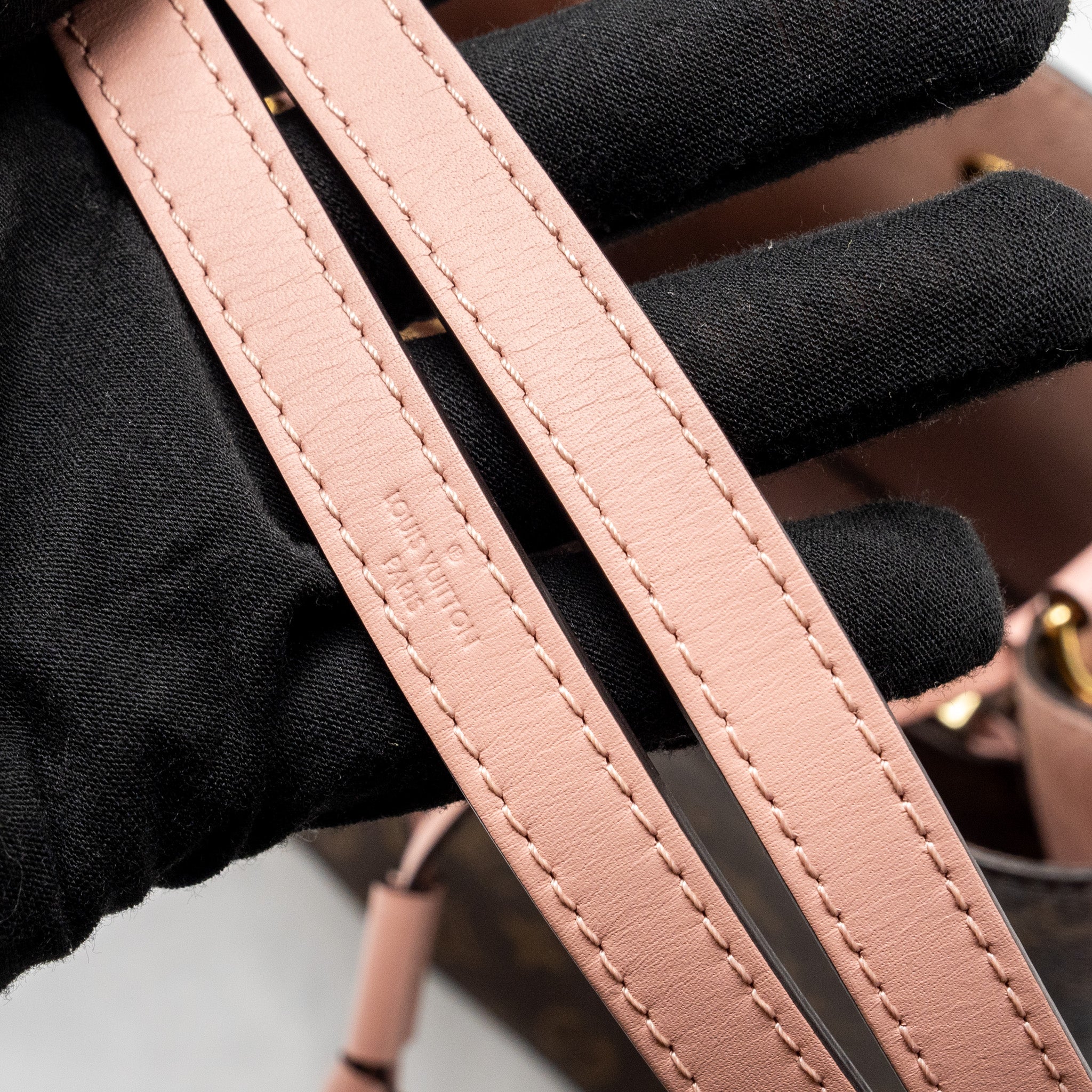 LOUIS VUITTON NEO NOE MONOGRAM CANVAS PINK GHW