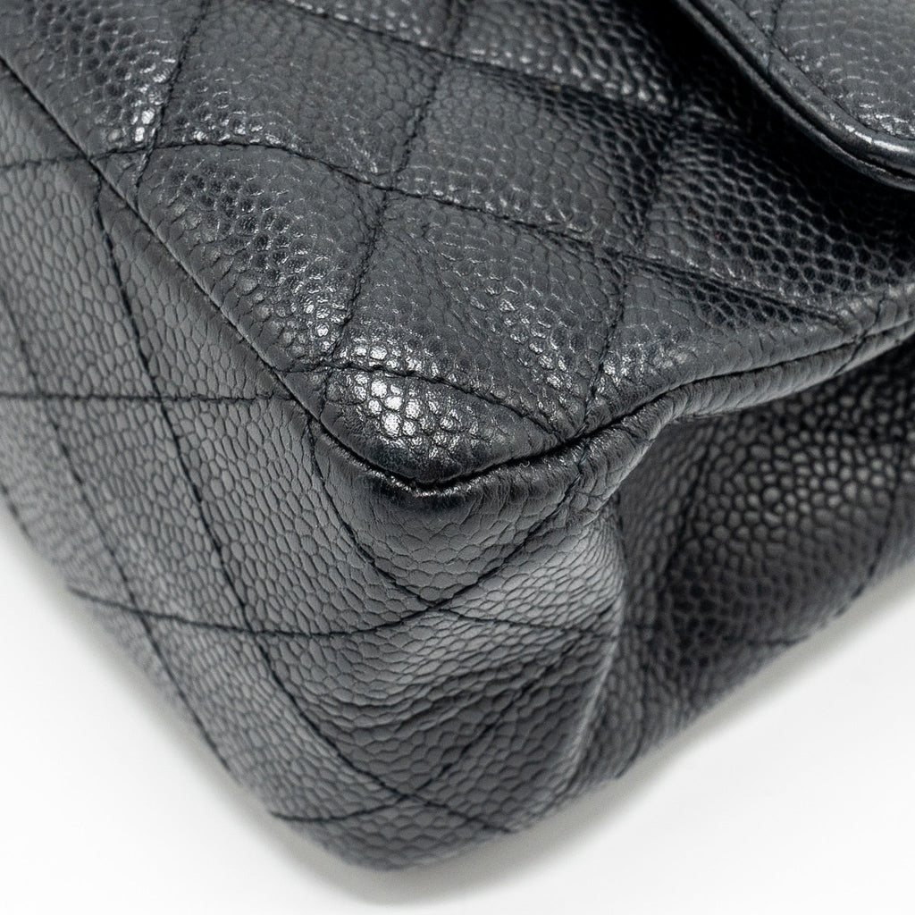 CHANEL MEDIUM CLASSIC DOUBLE FLAP BAG CAVIAR BLACK GHW