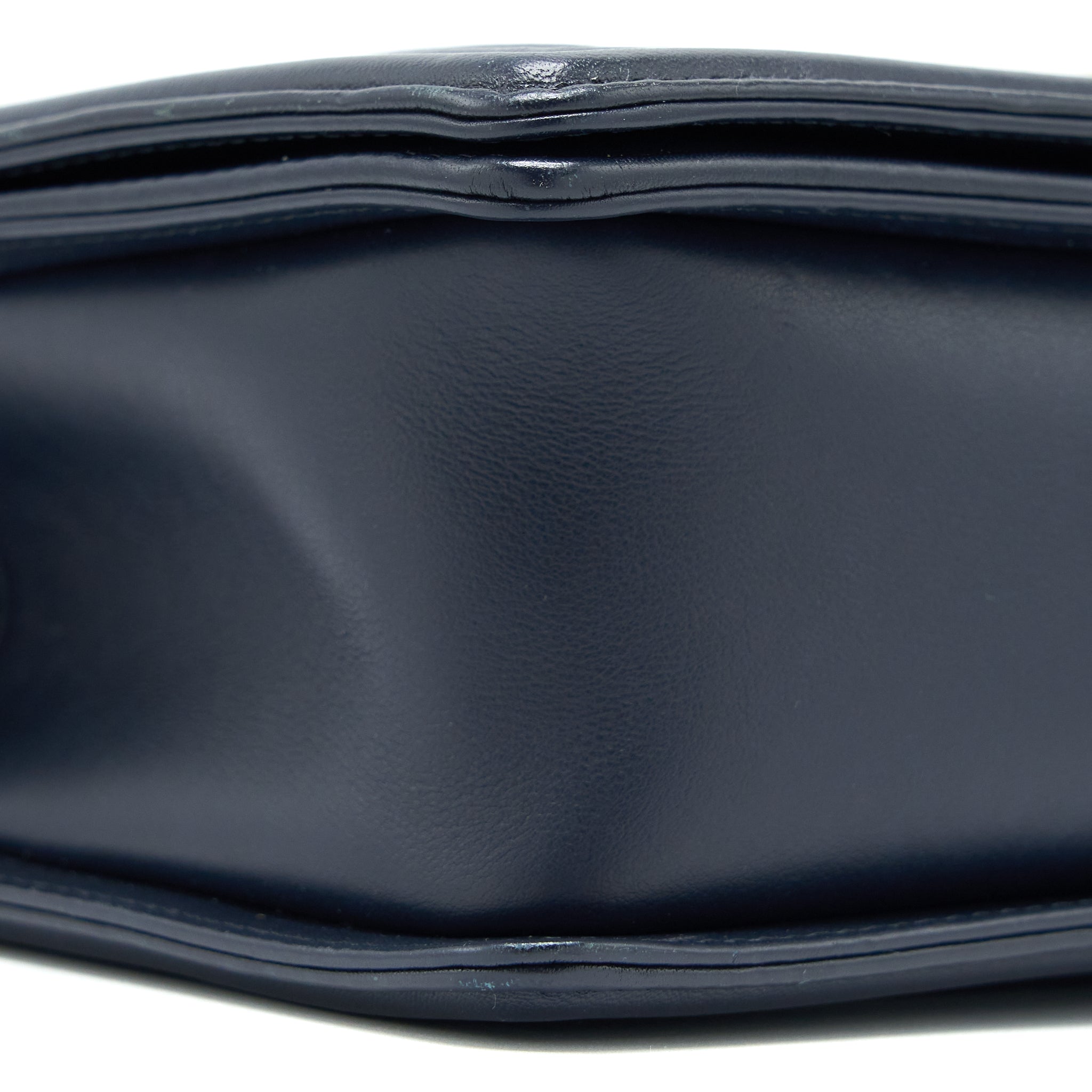 CHANEL MEDIUM BOY BAG CALFSKIN NAVY LGHW