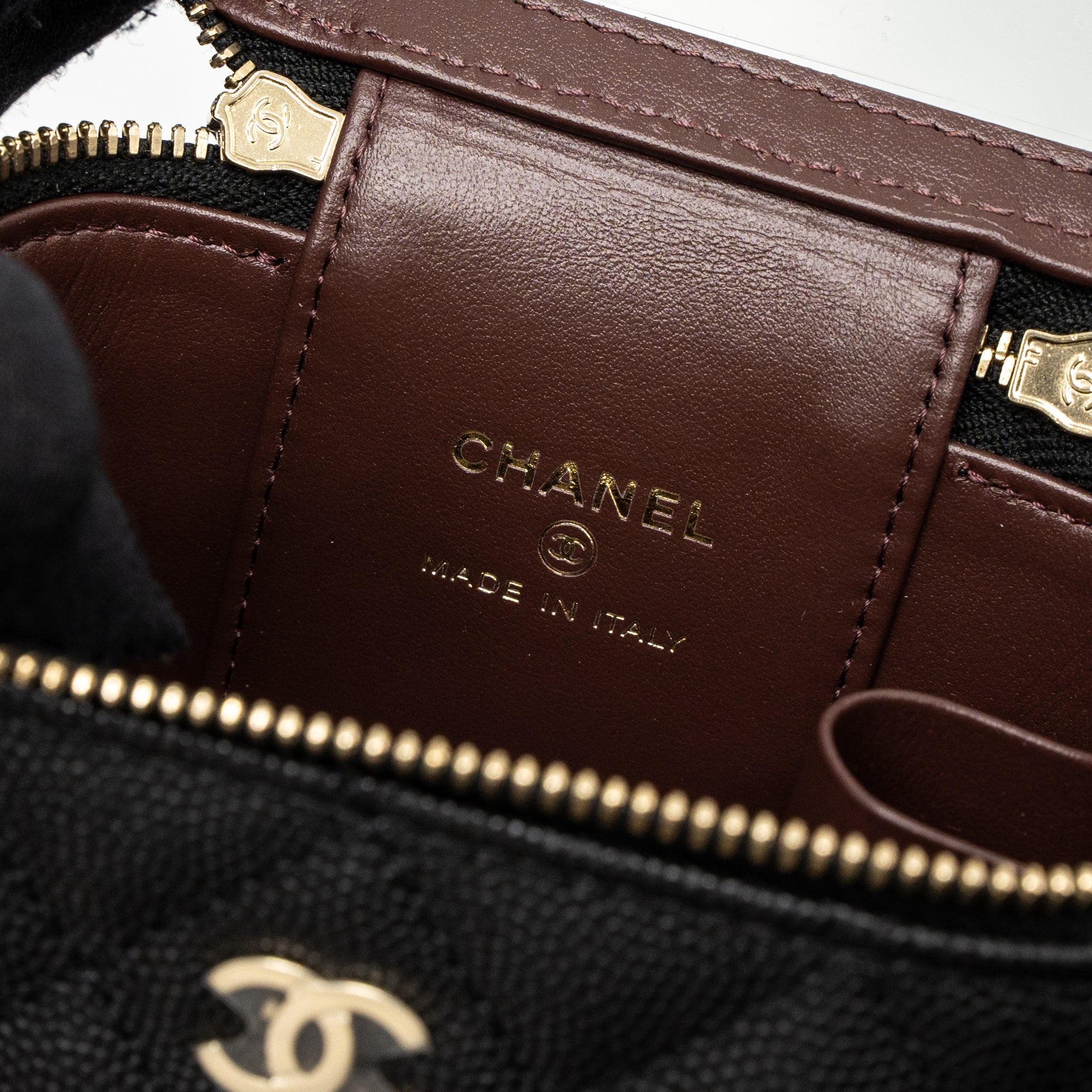 CHANEL MINI VANITY WITH CHAIN CAVIAR BLACK LGHW (MICROCHIP)