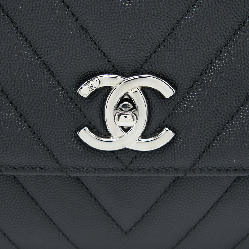 CHANEL MEDIUM COCO HANDLE CHEVRON CAVIAR BLACK SHW
