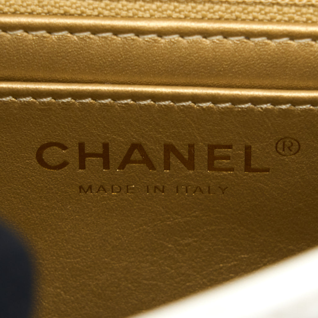 CHANEL PEARL CRUSH MINI SQUARE LAMBSKIN WHITE BRUSHED GHW (MICROCHIP)