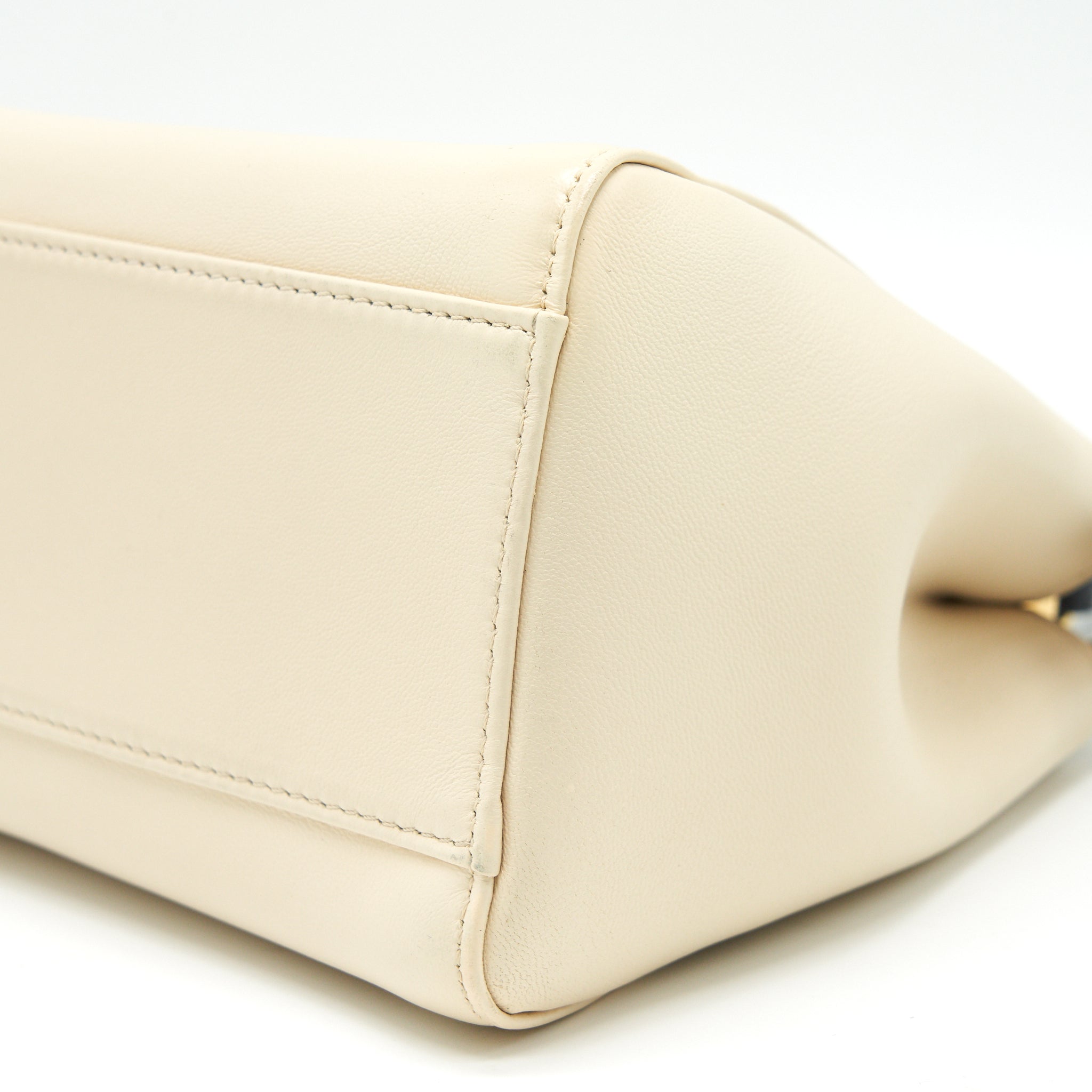FENDI PEEKABOO MINI HANDLE BAG LAMBSKIN IN CAMELIA/BLACK