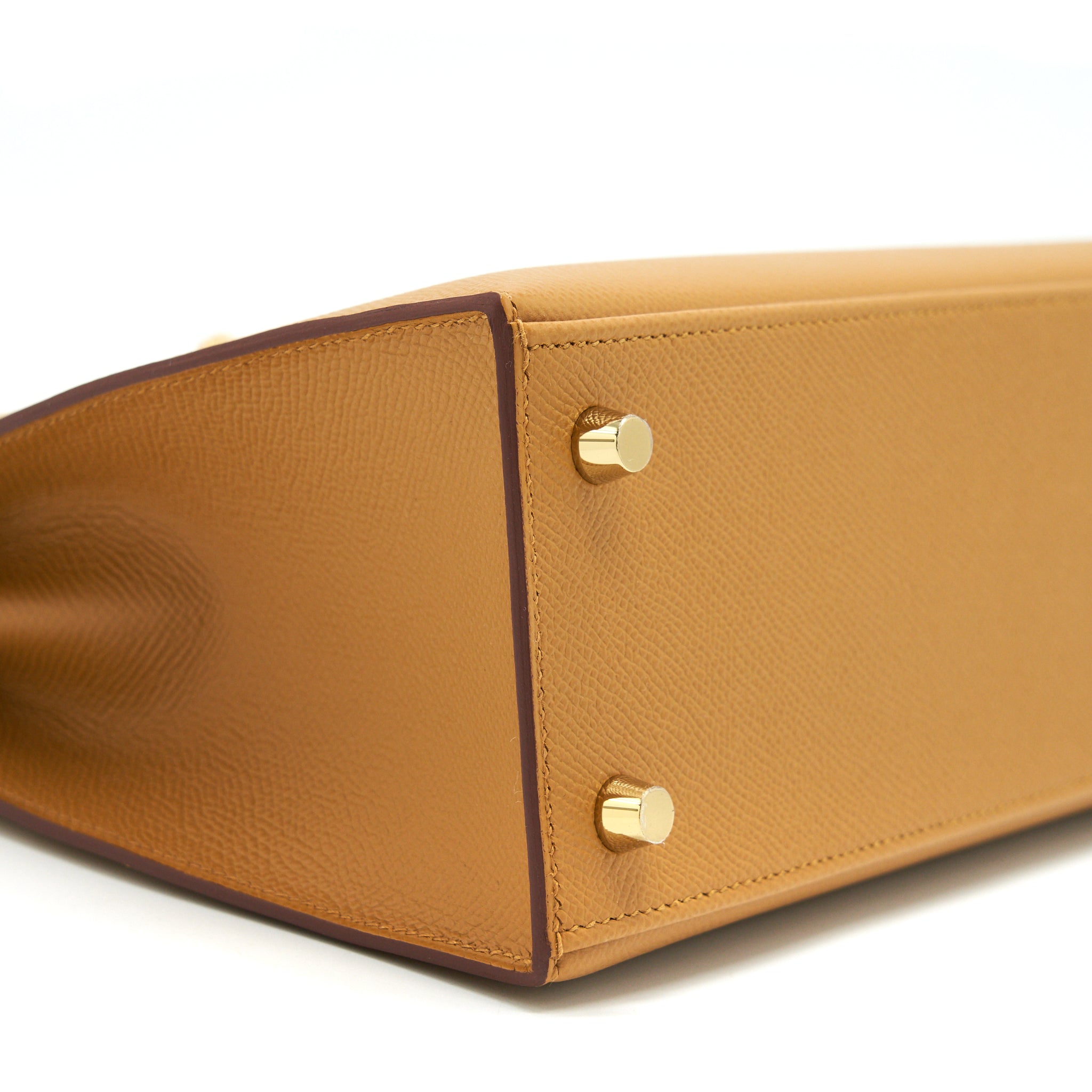 HERMES KELLY 25 SELLIER EPSOM LEATHER SESAME GHW