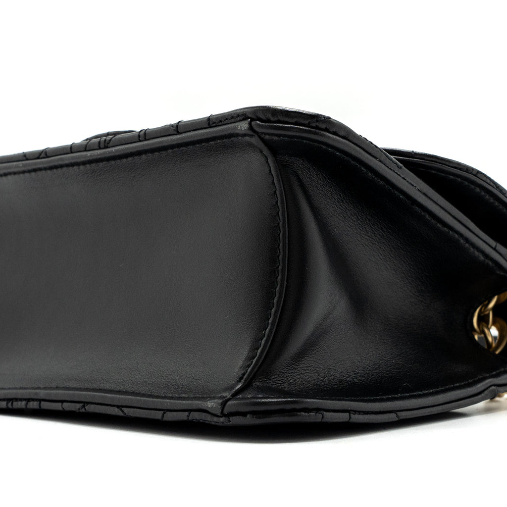 SALVATORE FERRAGAMO GLANCING QUILTED LEATHER SHOULDER BAG CALFSKIN BLACK GHW