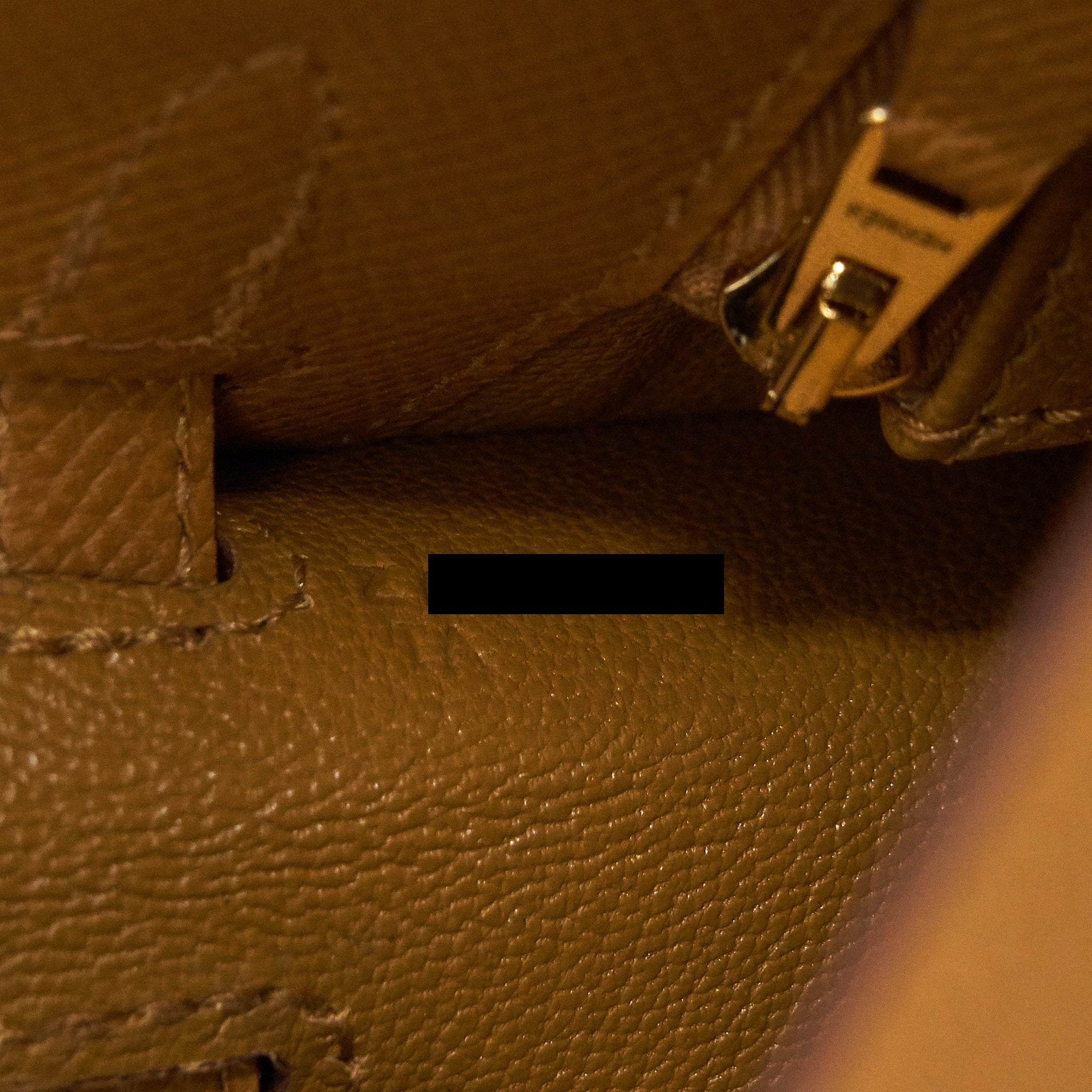 HERMES KELLY 25 SELLIER EPSOM LEATHER SESAME GHW