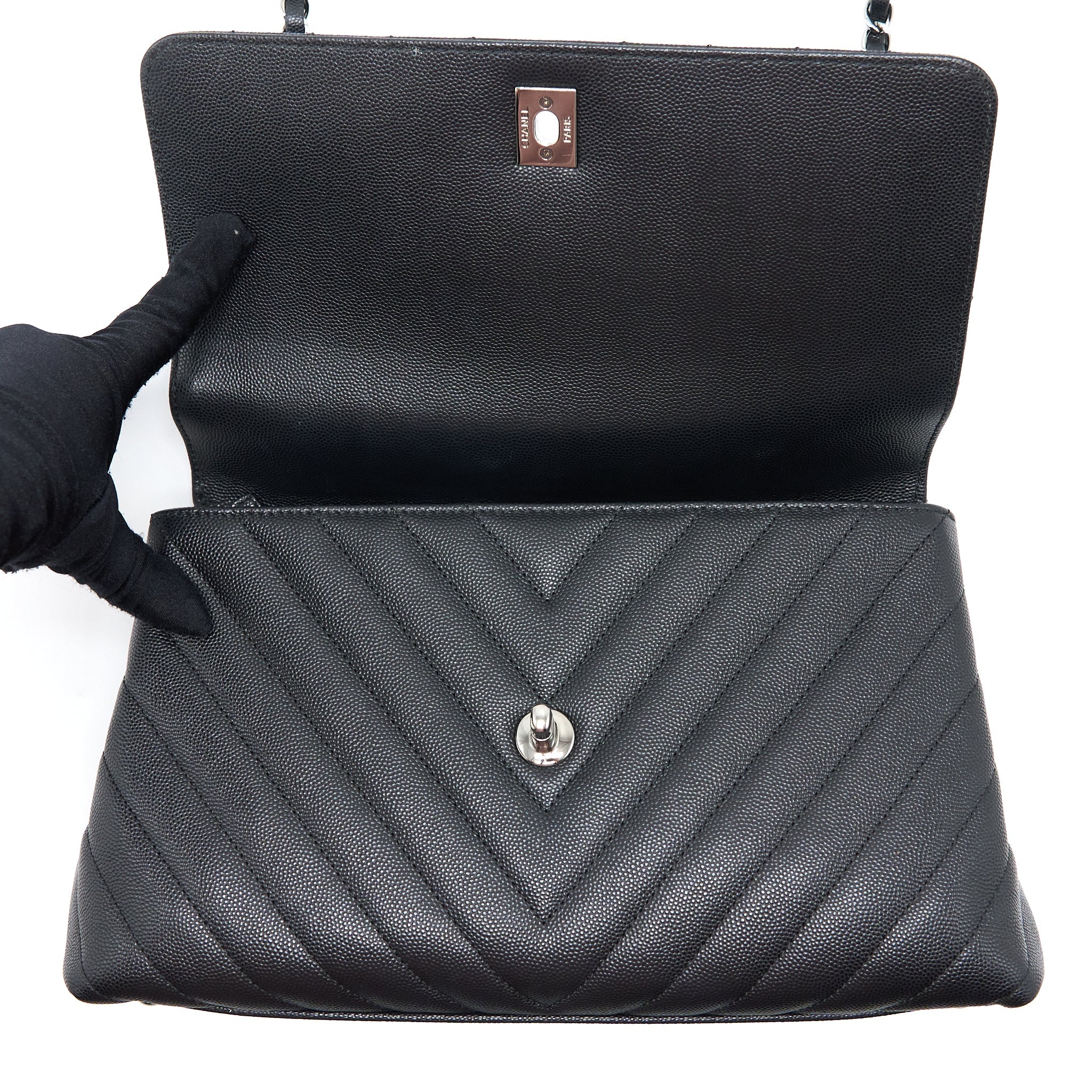 CHANEL MEDIUM COCO HANDLE CHEVRON CAVIAR BLACK SHW