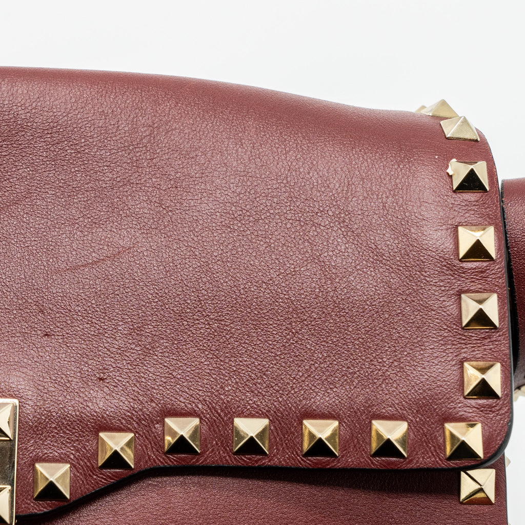VALENTINO ROCKSTUD FLAP BAG CALFSKIN RED GHW