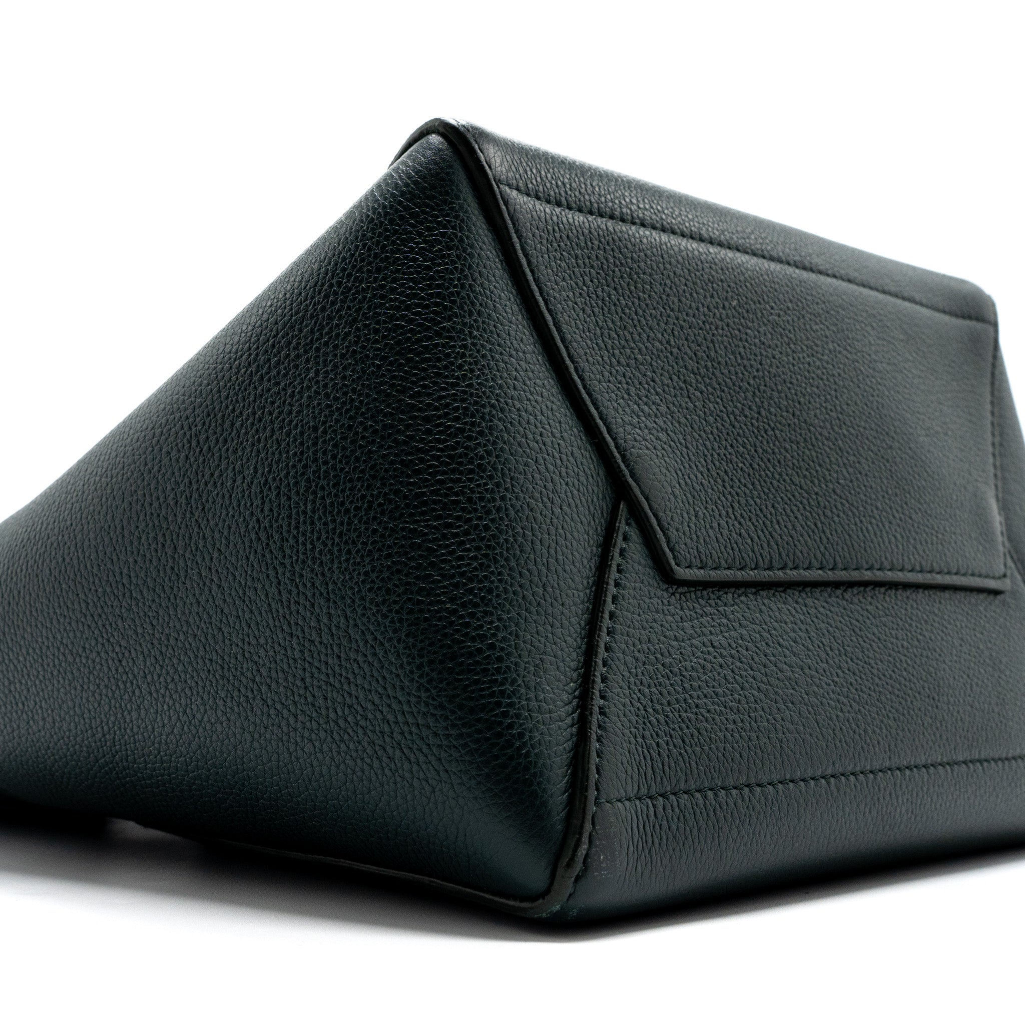 CELINE SANGLE BUCKET BAG CALFSKIN DARK GREEN GHW