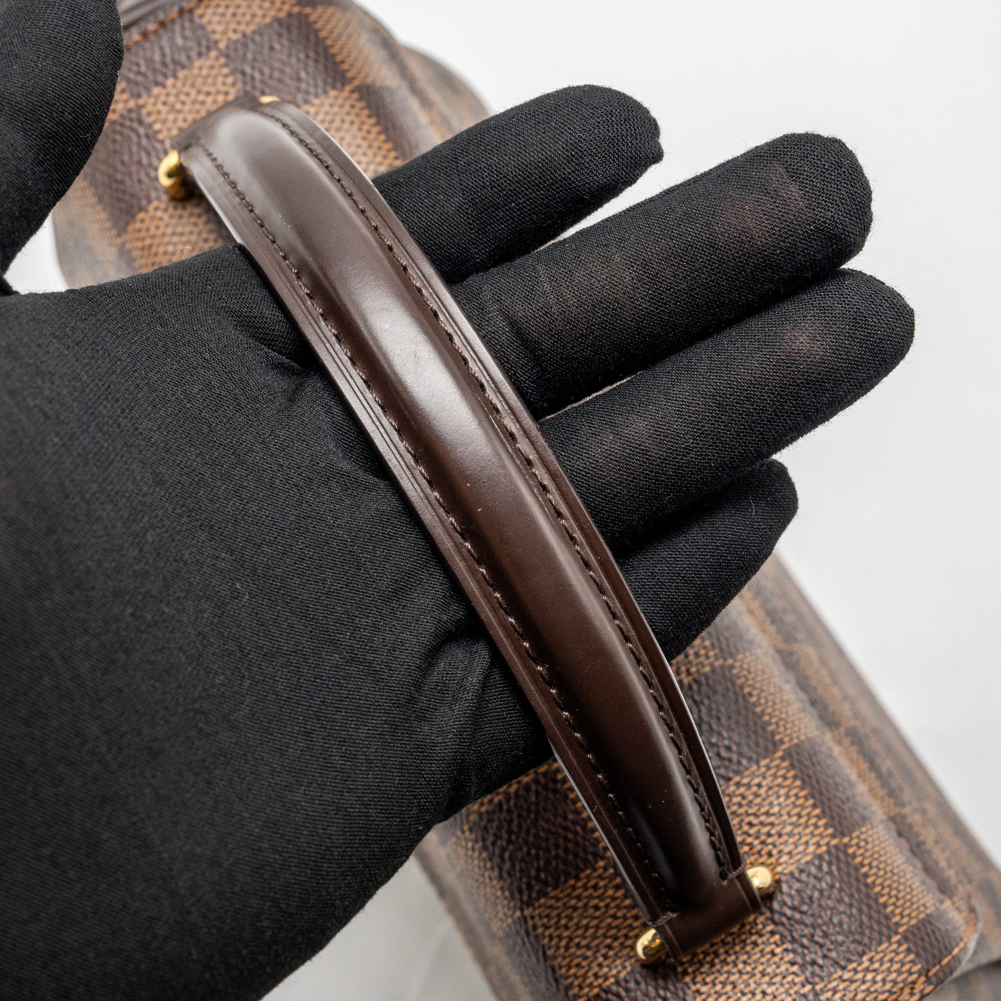 LOUIS VUITTON CROISETTE DAMIER EBENE CANVAS GHW