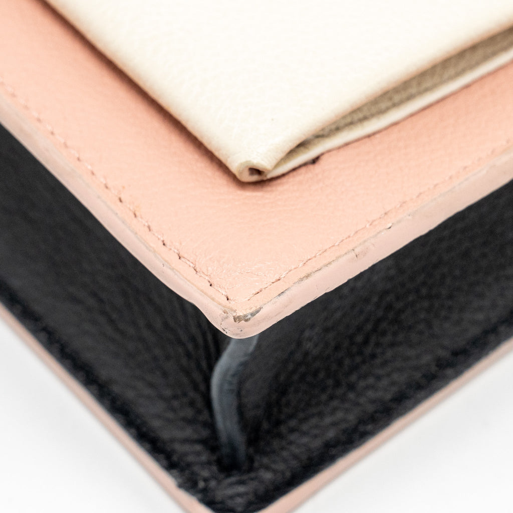 LOUIS VUITTON MY LOCK ME CHAIN POCHETTE CALFSKIN PINK/CREAMY WHITE SHW