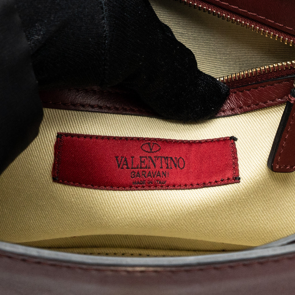 VALENTINO ROCKSTUD FLAP BAG CALFSKIN RED GHW