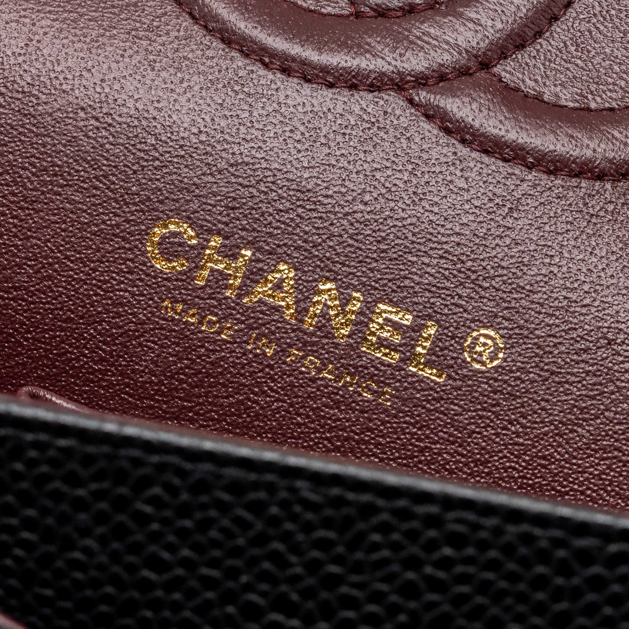 CHANEL MEDIUM CLASSIC DOUBLE FLAP BAG CAVIAR BLACK GHW