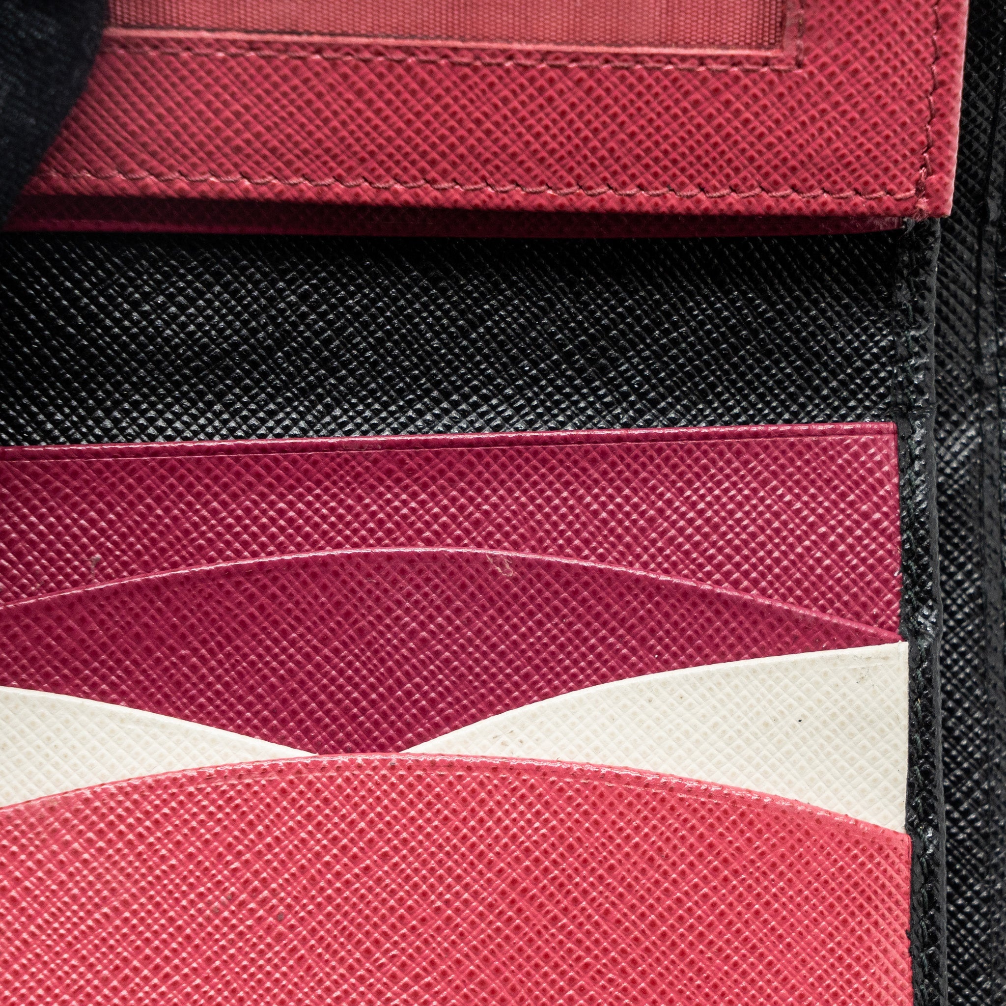 PRADA SMALL SAFFIANO LEATHER WALLET BLACK GHW