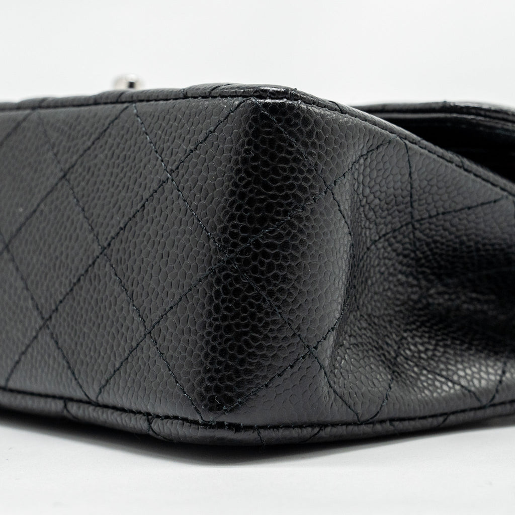 CHANEL SMALL CLASSIC DOUBLE FLAP BAG CAVIAR BLACK SHW (MICROCHIP)