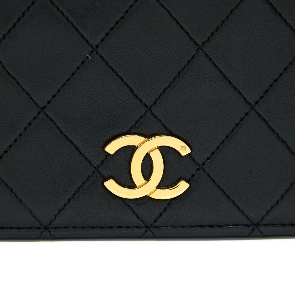 CHANEL VINTAGE QUILTED LAMBSKIN FLAP SHOULDER BAG