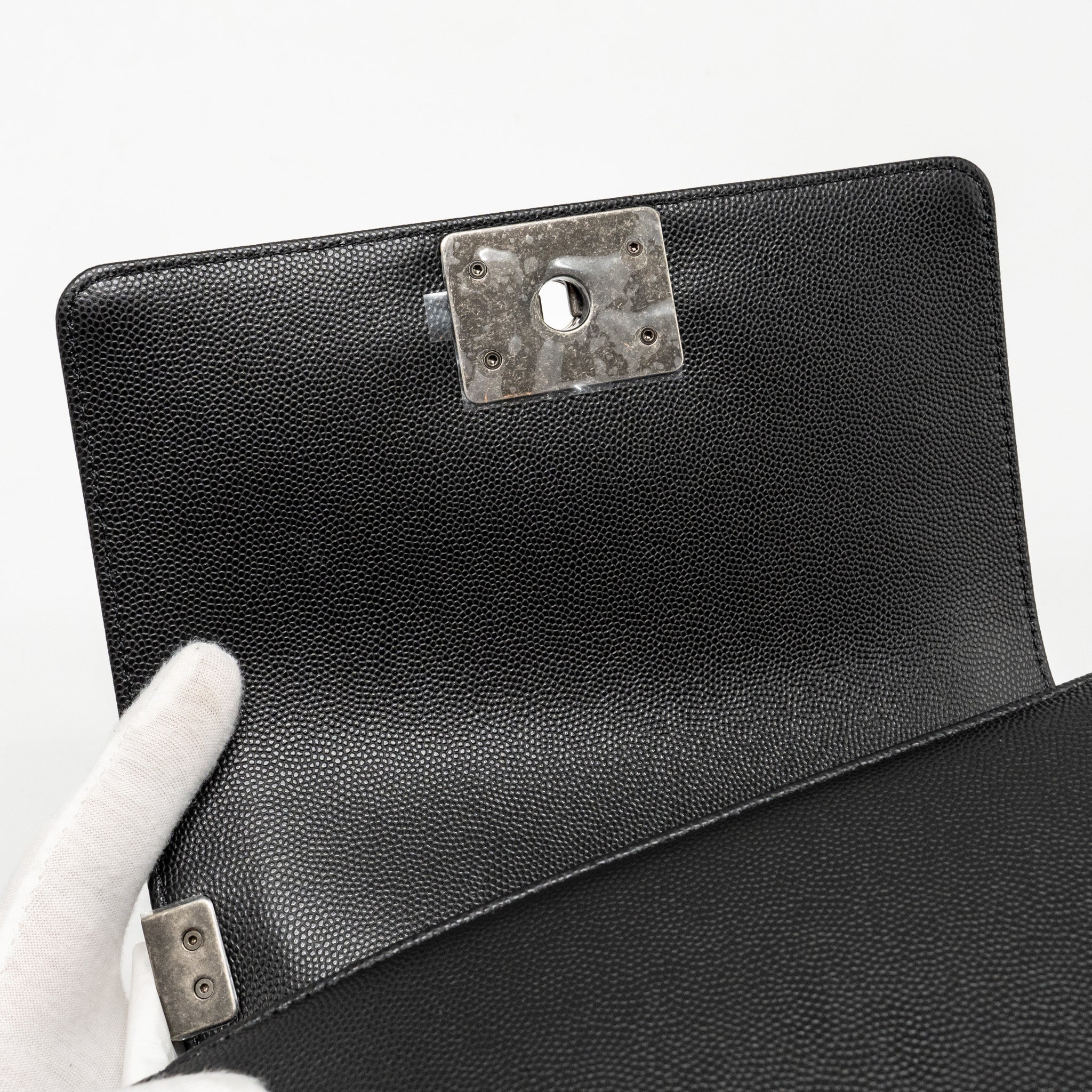 CHANEL SMALL BOY BAG CAVIAR BLACK RUTHENIUM SHW (MICROCHIP)