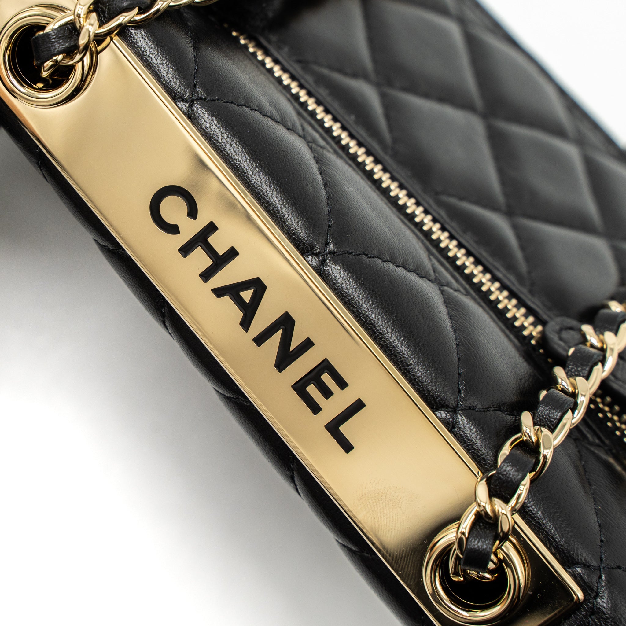 CHANEL MINI TRENDY CC WALLET ON CHAIN LAMBSKIN BLACK LGHW (MICROCHIP)