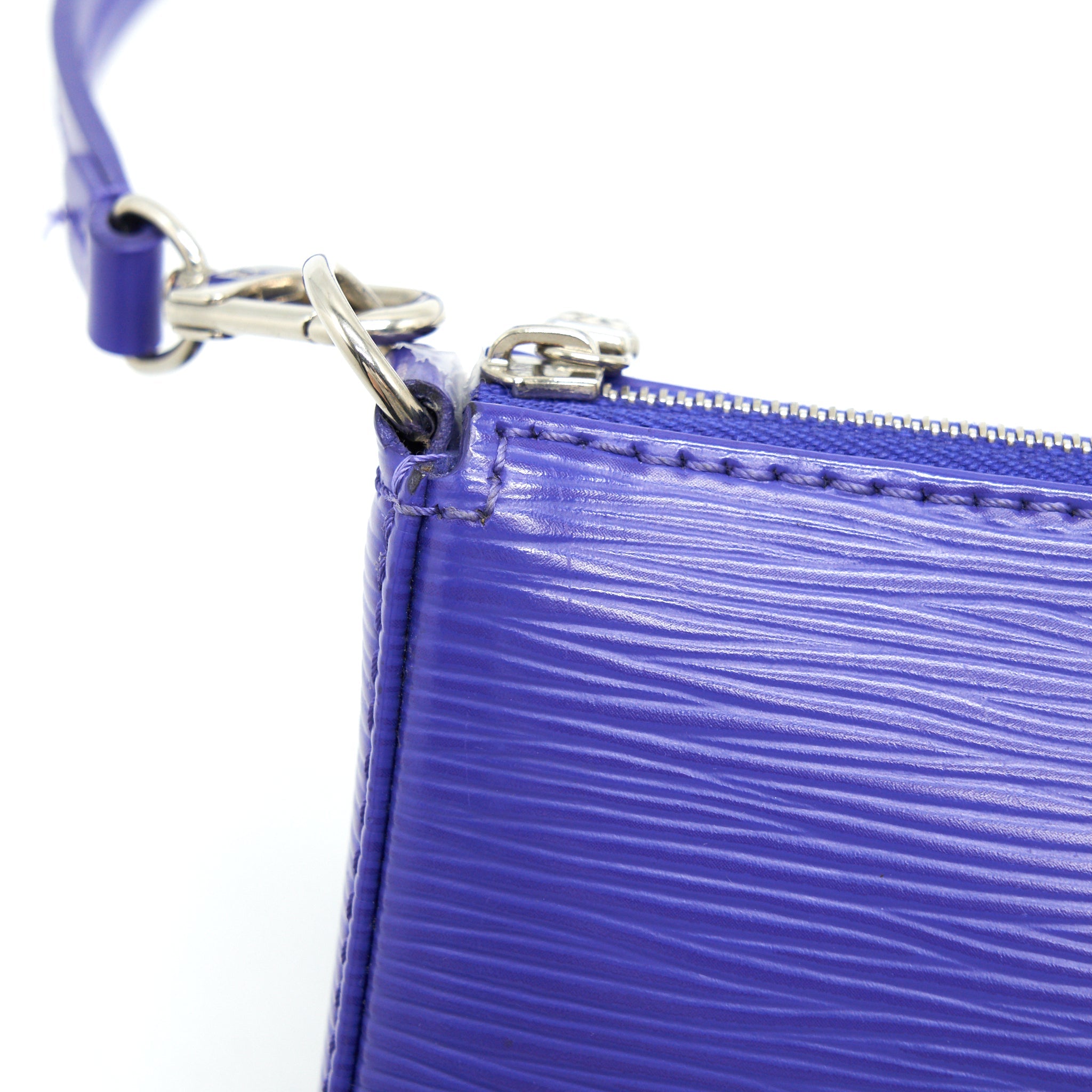 LOUIS VUITTON VINTAGE POCHETTE ACCESSORIES EPI LEATHER PURPLE