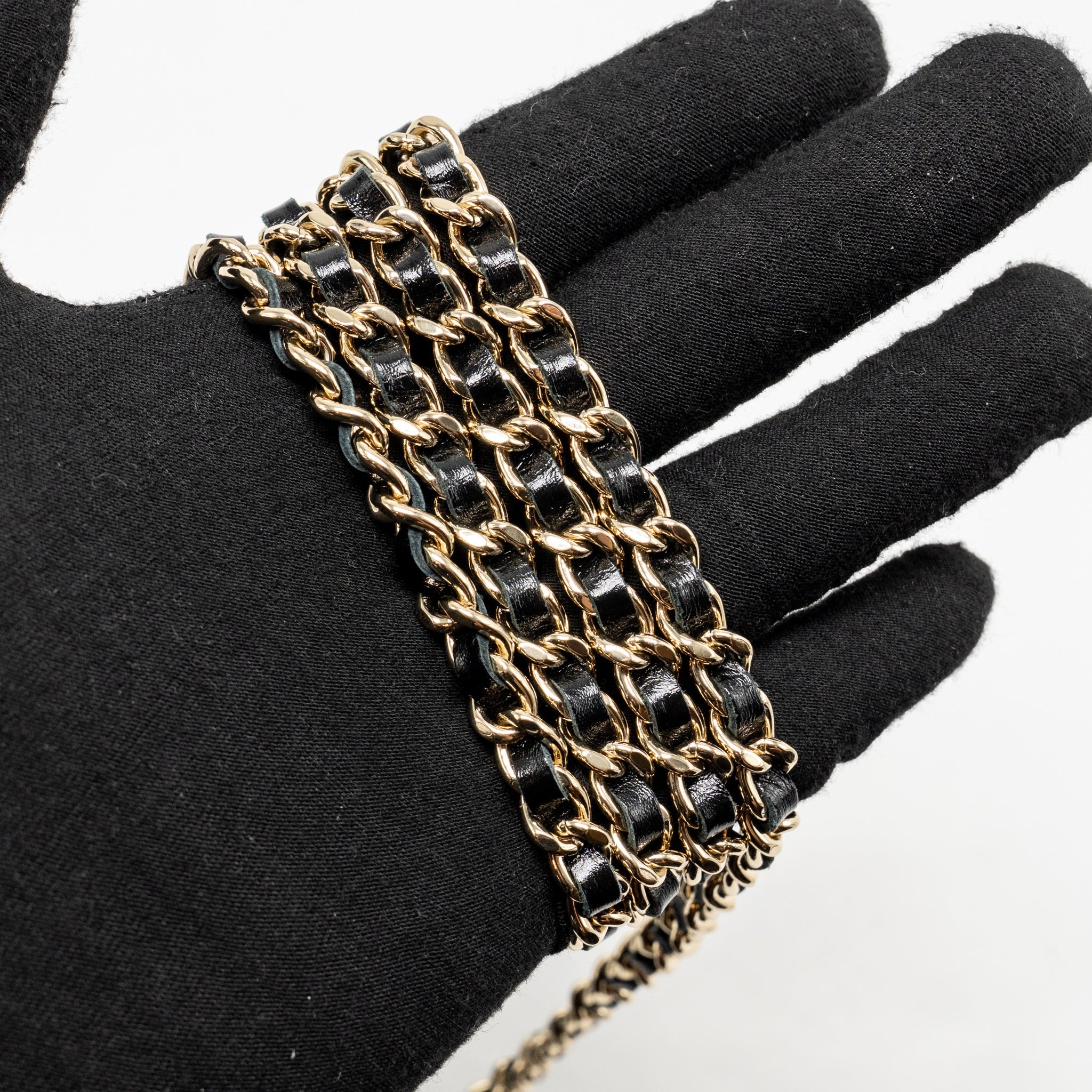 CHANEL 24C MINI 31 CLUTCH WITH CHAIN SHINY CALFSKIN BLACK LGHW (MICROCHIP)