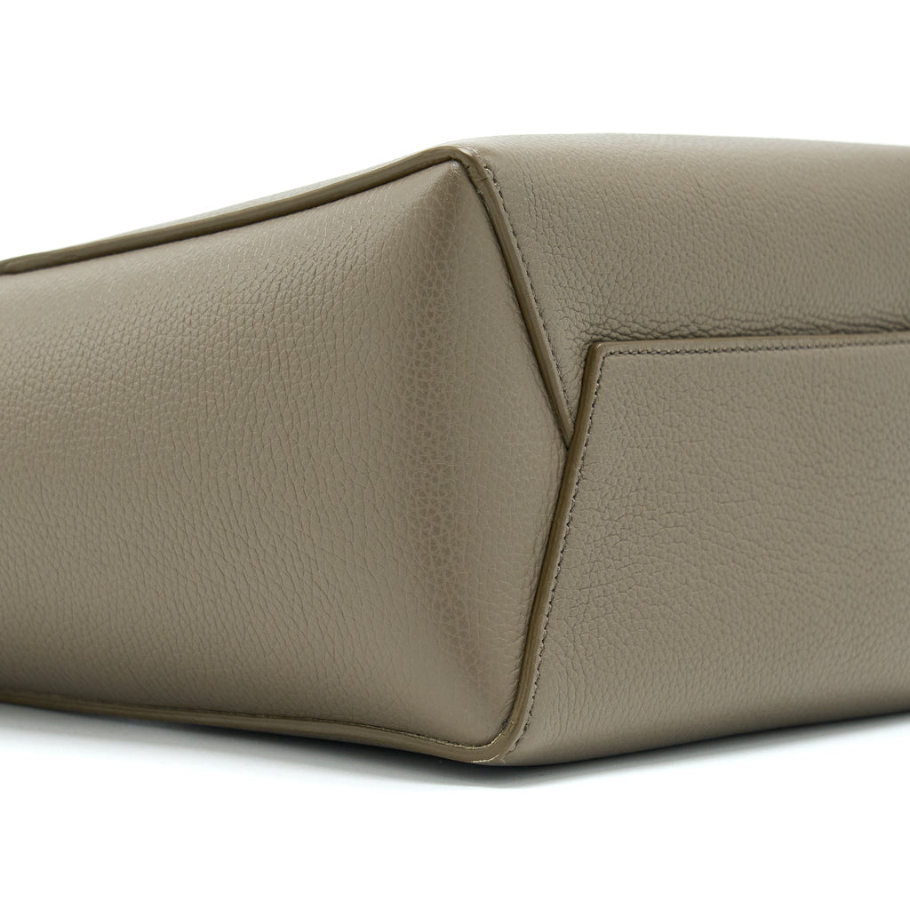 CELINE SMALL SANGLE BUCKET BAG LIGHT GREY GHW