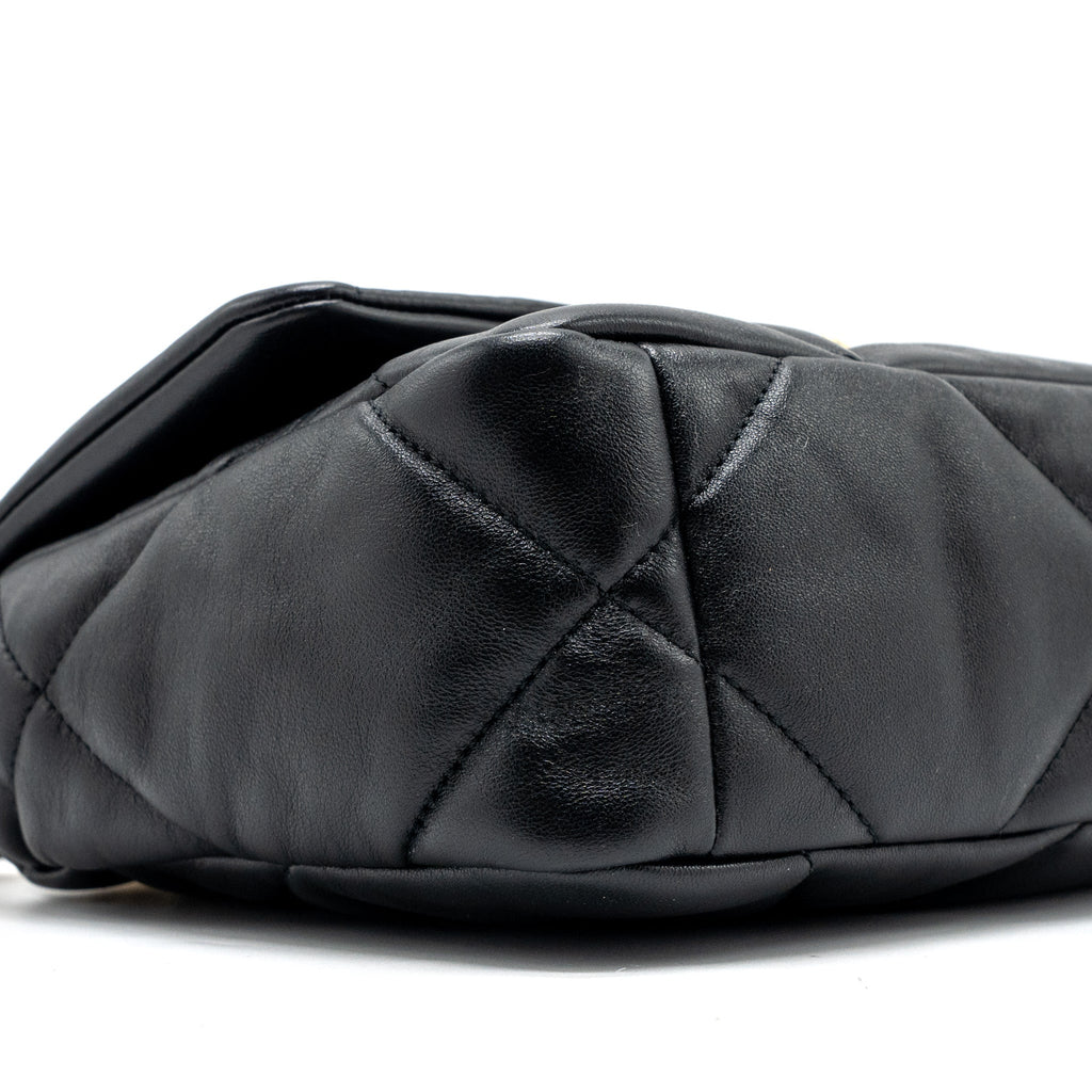 CHANEL SMALL 19 BAG LAMBSKIN BLACK MULTICOLOUR HARDWARE (MICROCHIP)