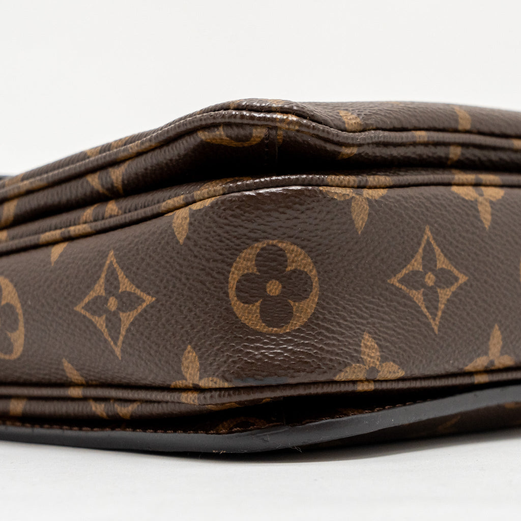 LOUIS VUITTON POCHETTE METIS MONOGRAM CANVAS GHW
