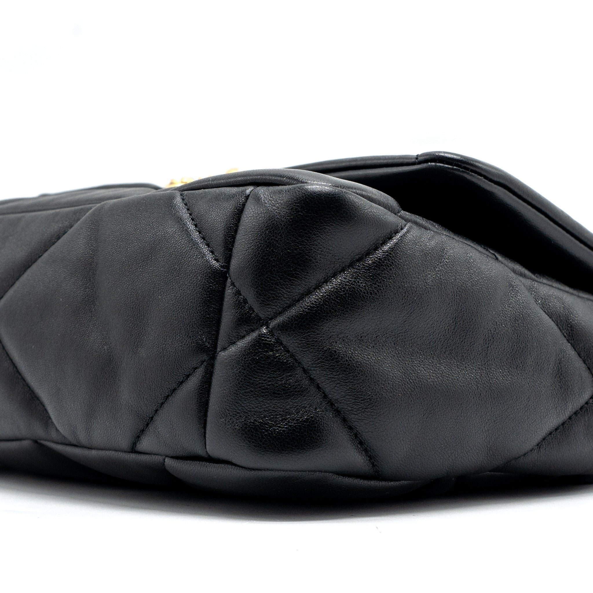 CHANEL SMALL 19 BAG LAMBSKIN BLACK MULTICOLOUR HARDWARE (MICROCHIP)