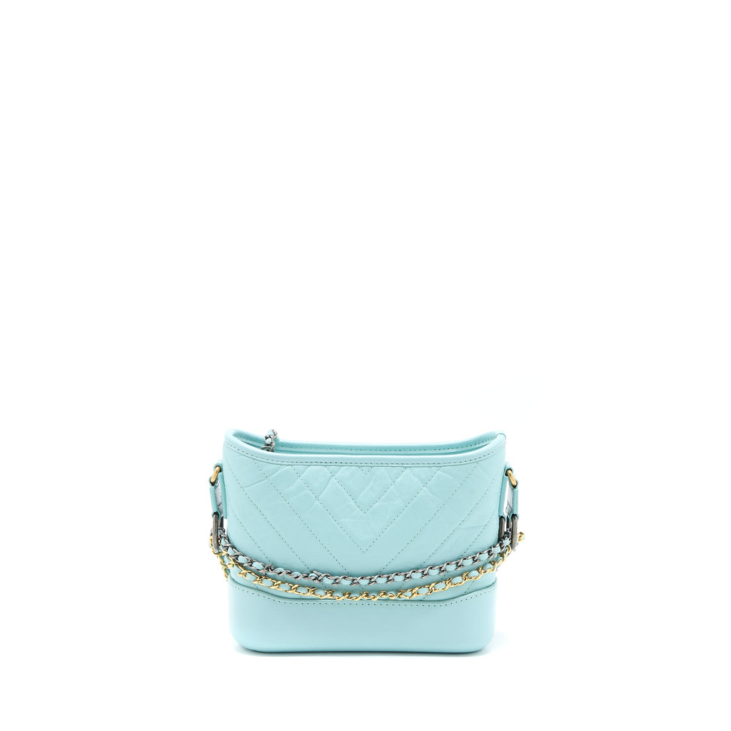 CHANEL SMALL GABRIELLE CHEVRON CALFSKIN LIGHT BLUE MULTICOLOUR HARDWARE