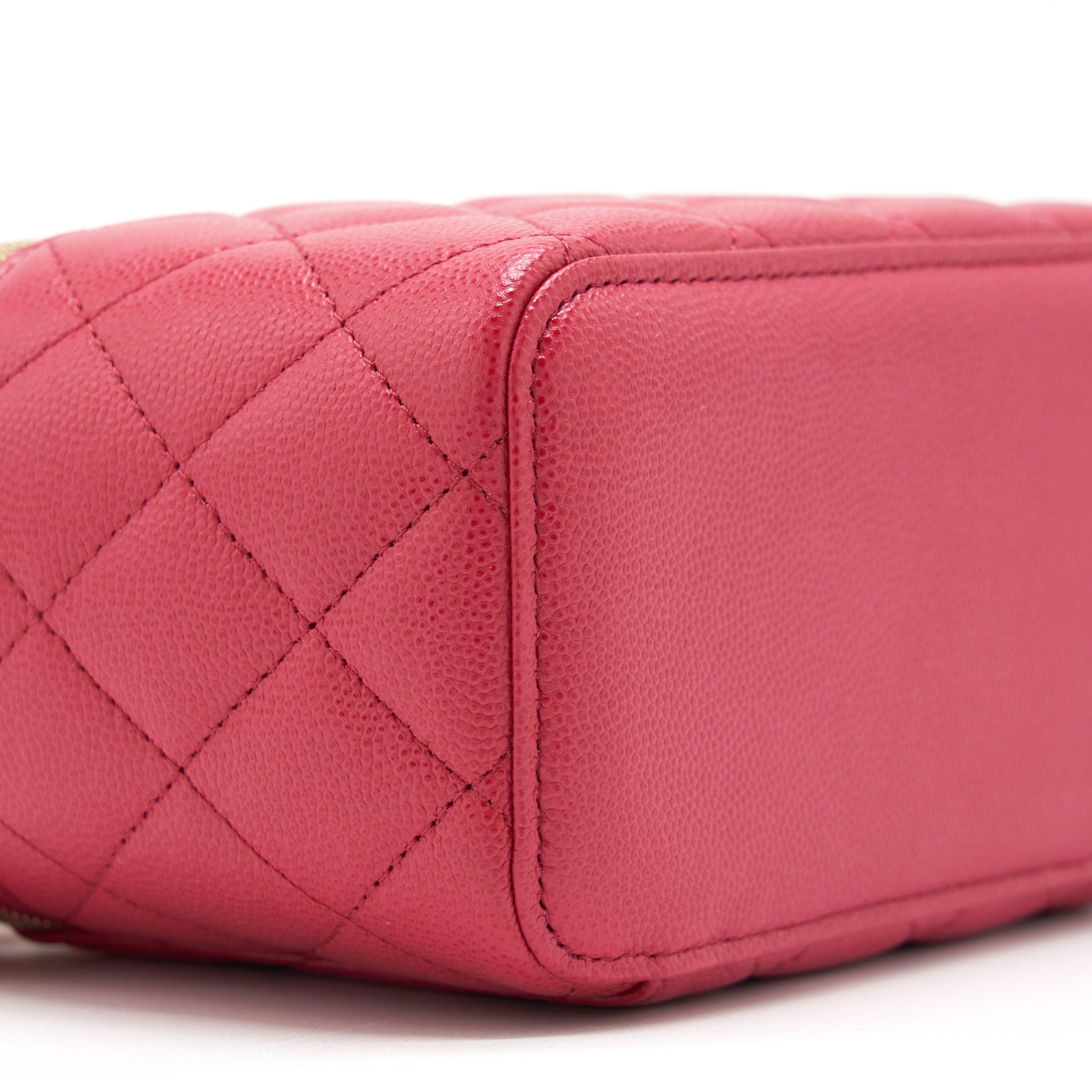 CHANEL LONG VANITY CASE CAVIAR HOT PINK LGHW