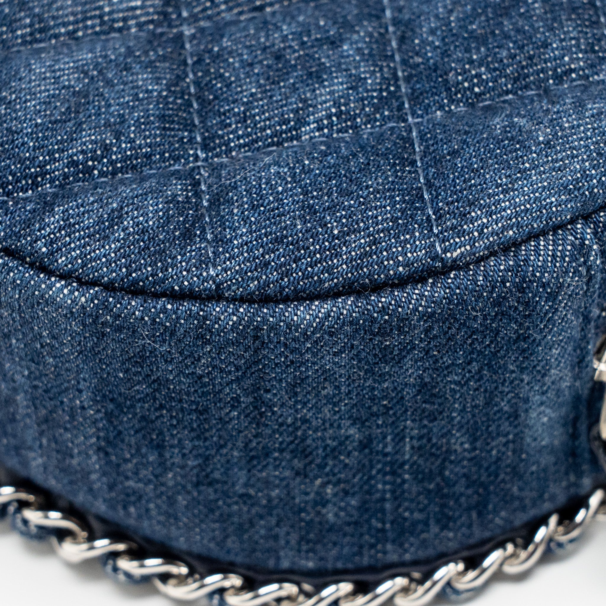 CHANEL CC QUILTED ROUND CLUTCH WITH CHAIN DENIM DARK BLUE SHW
