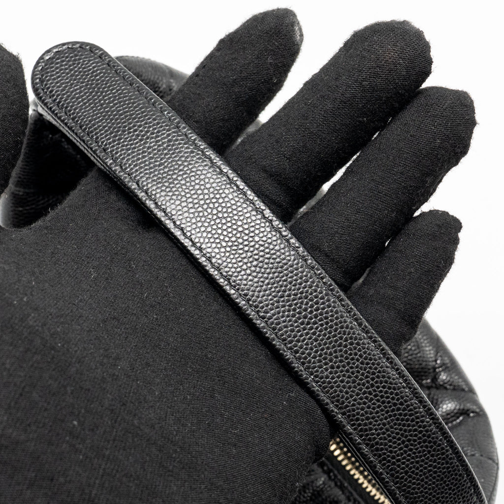 CHANEL 25C DETAIL CC LOGO QUILTED HOBO BAG CAVIAR BLACK LGHW (MICROCHIP)
