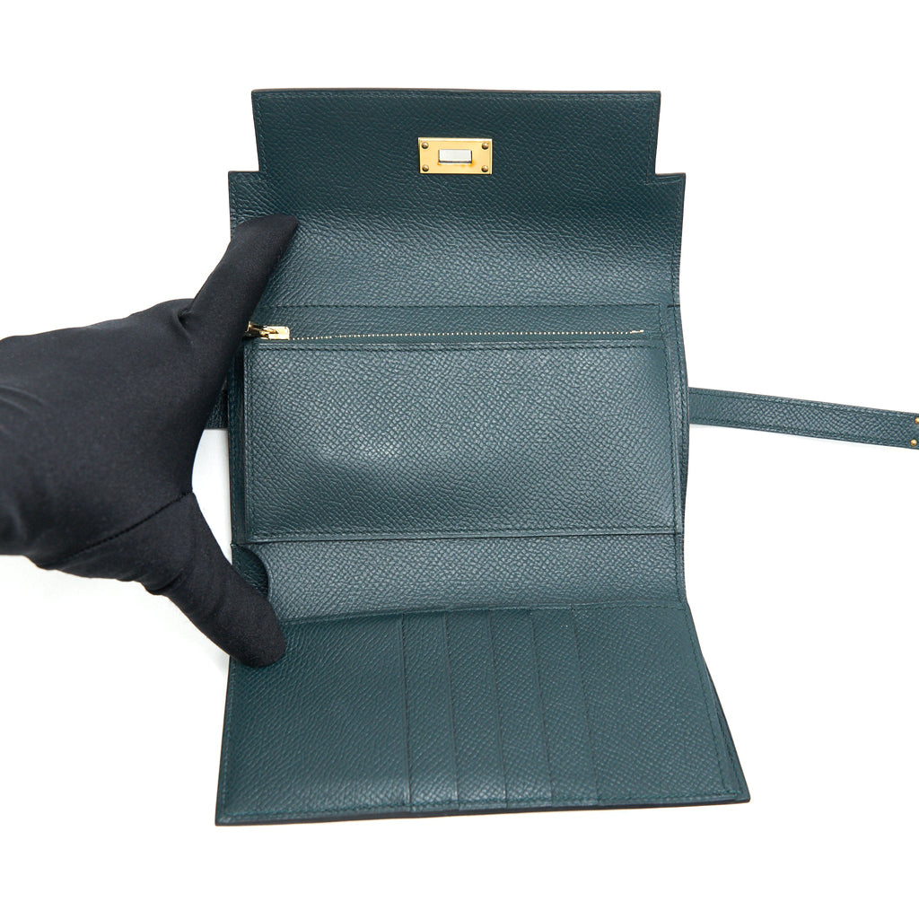 HERMES KELLY COMPACT WALLET VERT CYPRES GHW