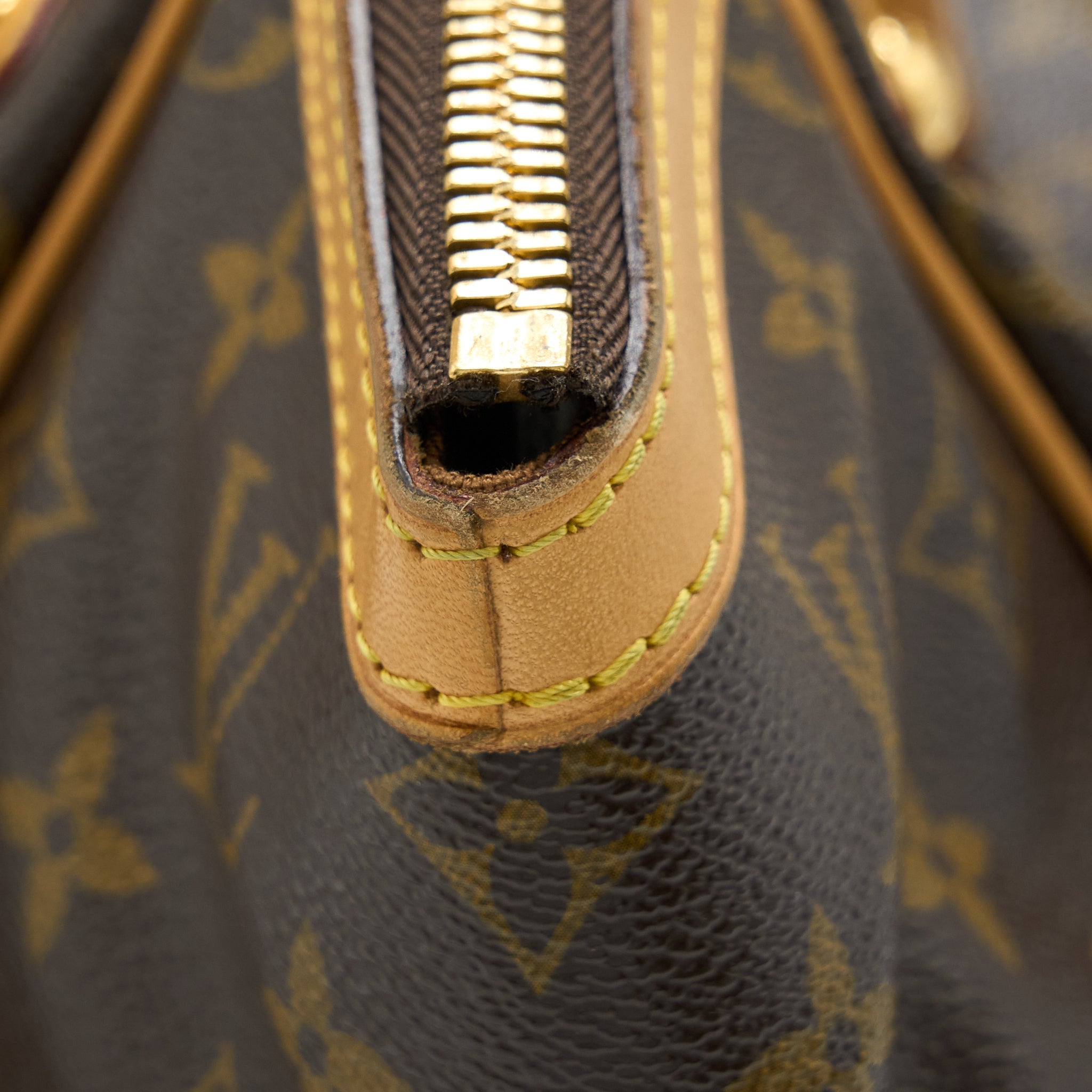 LOUIS VUITTON VINTAGE SHOULDER BAG MONOGRAM CANVAS GHW