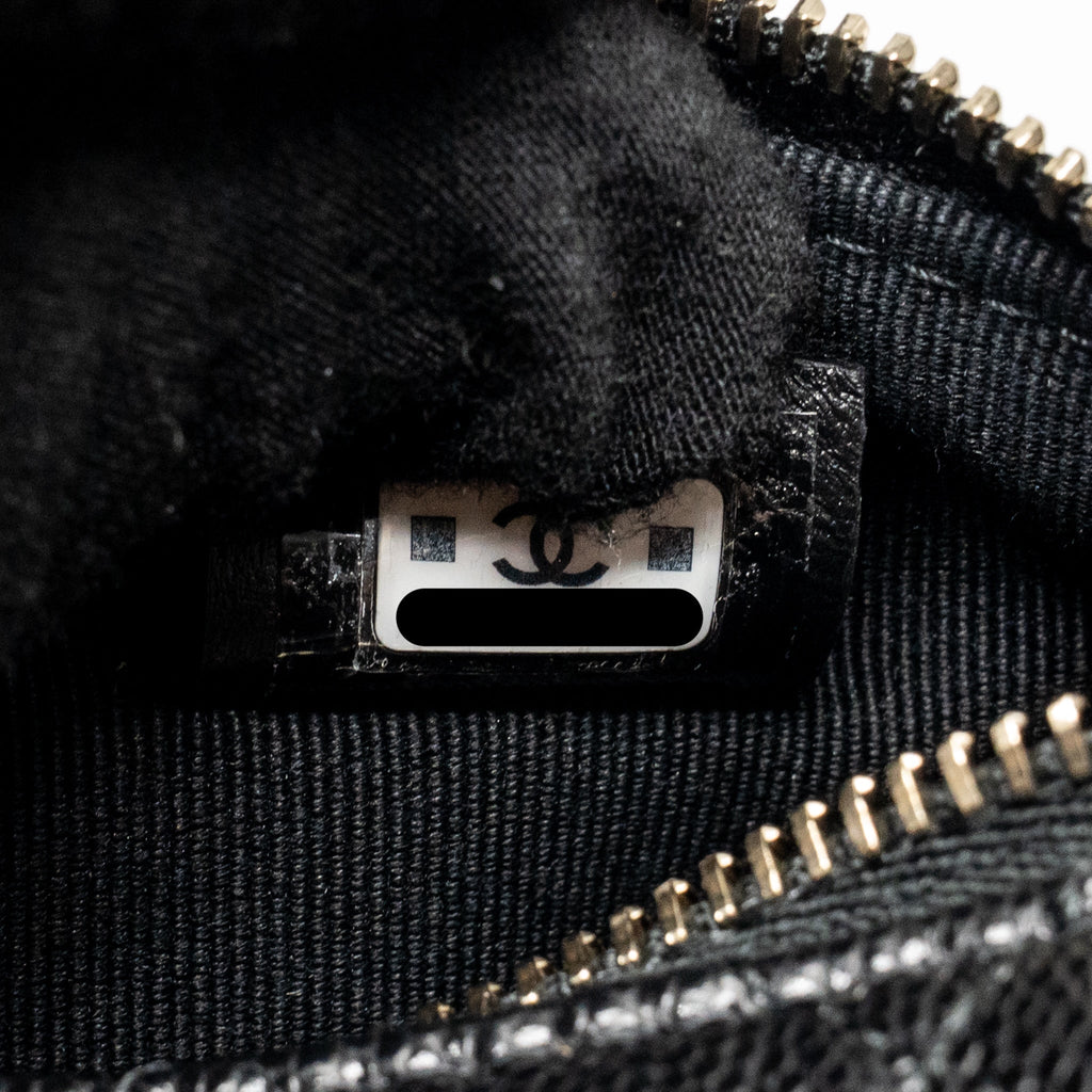 CHANEL 25C DETAIL CC LOGO QUILTED HOBO BAG CAVIAR BLACK LGHW (MICROCHIP)