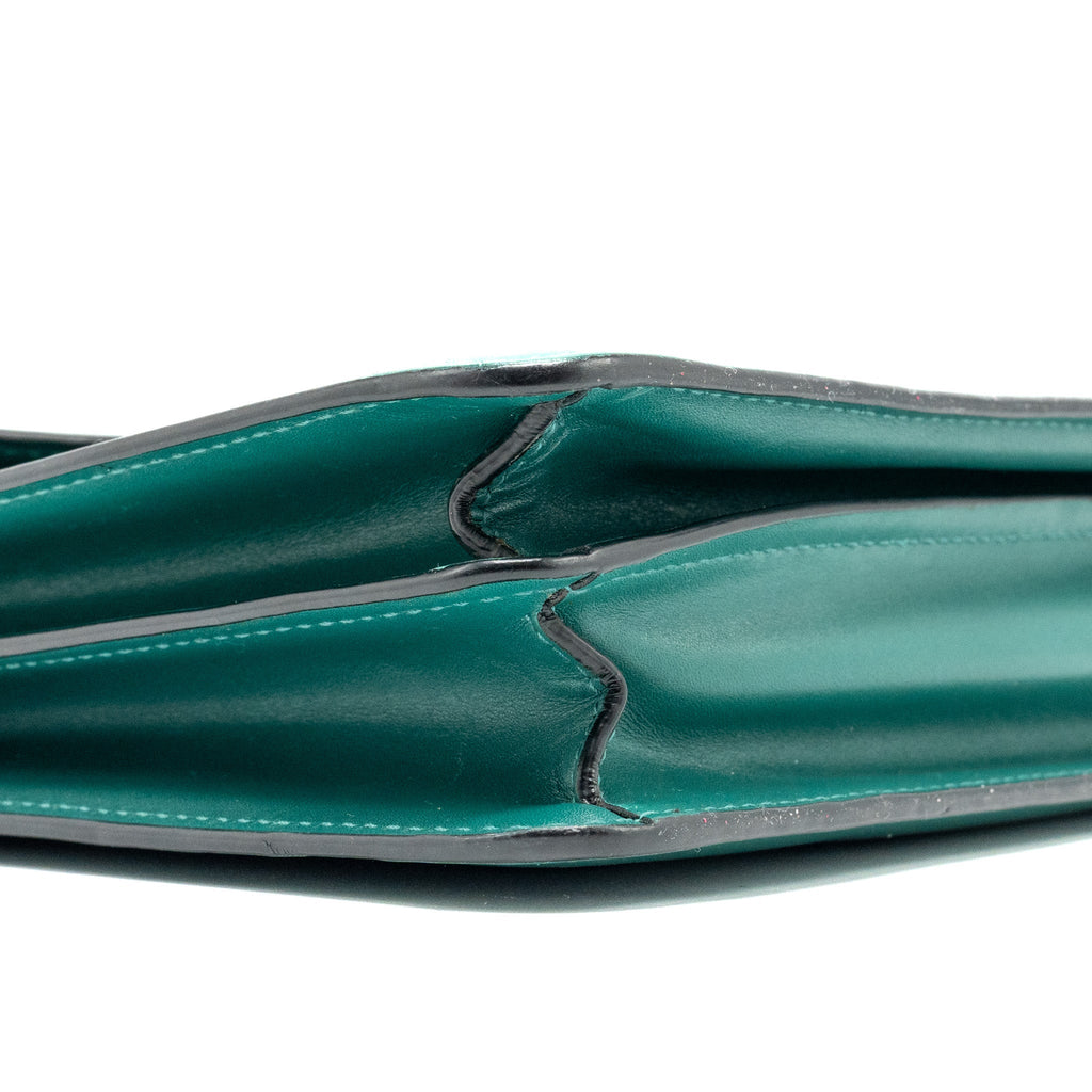 BVLGARI SERPENTI FOREVER FLAP BAG CALFSKIN GREEN GHW