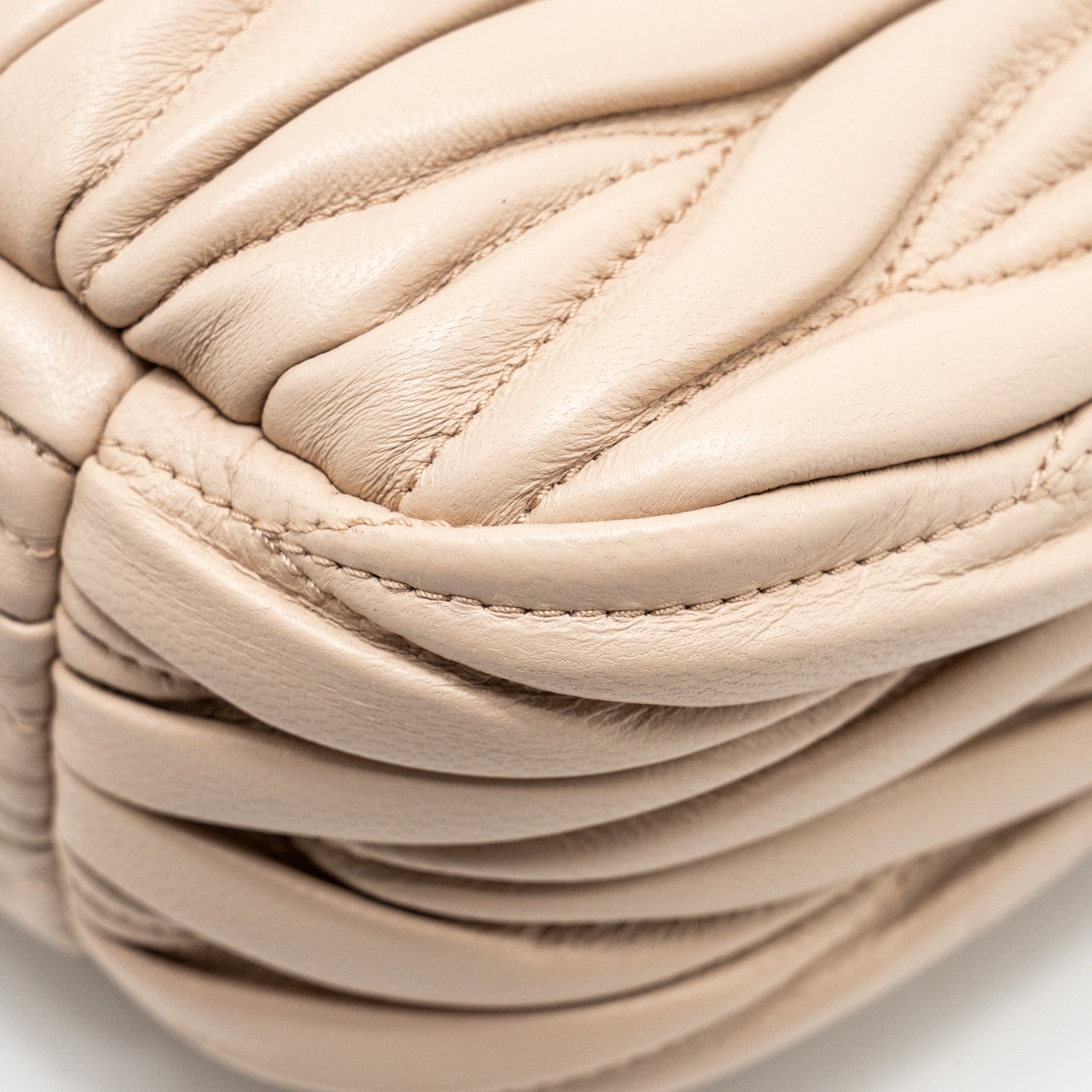 MIUMIU WANDER MATELASSE HOBO BAG NAPPA LAMBSKIN BEIGE GHW
